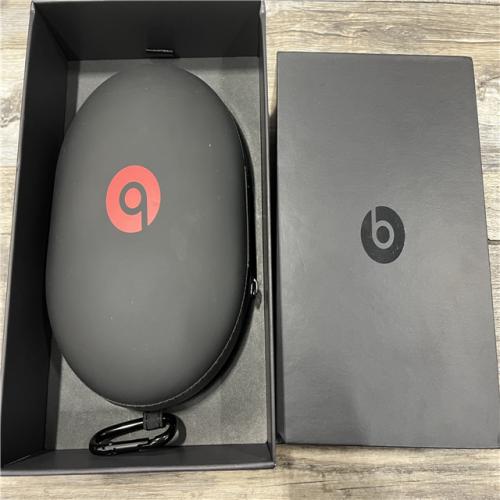 AS-IS Beats by Dr. Dre Beats Studio3 Bluetooth Over Ear Headphones, Black