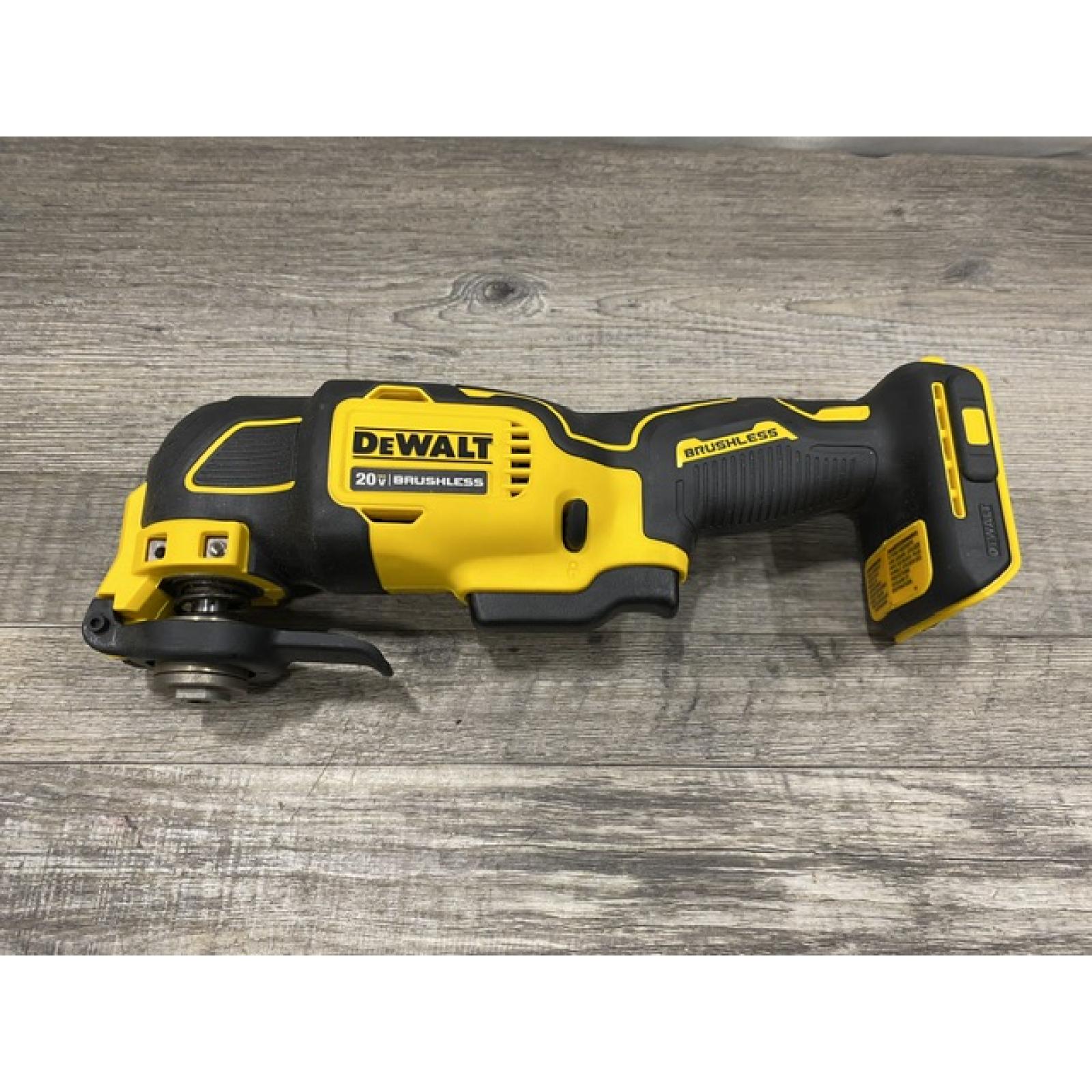 AS-IS DEWALT ATOMIC 20V MAX Cordless Brushless Oscillating Multi Tool Kit