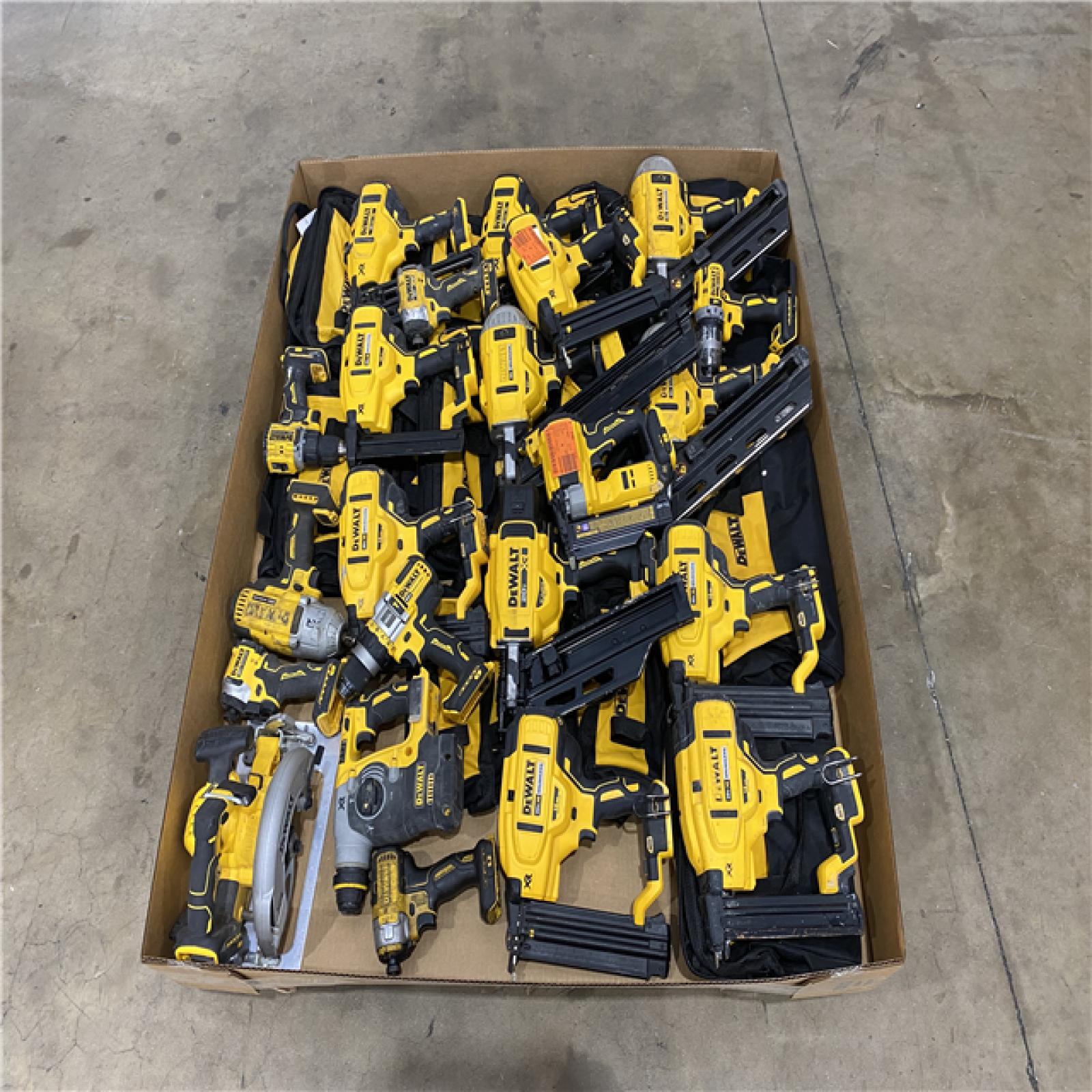 Houston Location AS IS - Tool Pallet