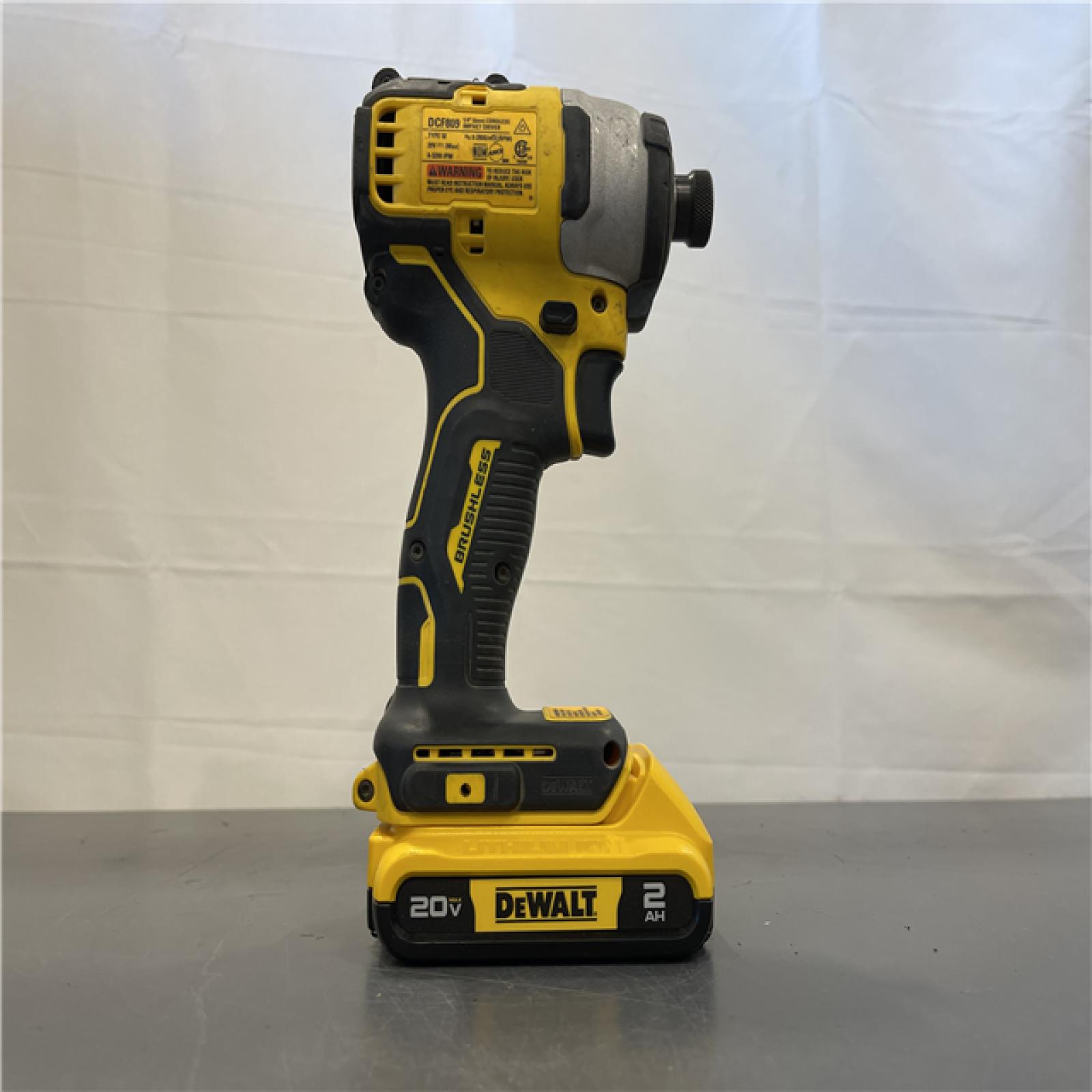 AS-IS - DeWALT ATOMIC 20V MAX Cordless Compact Impact Driver Kit W/ Li-Ion Battery, 1/4, Brushless