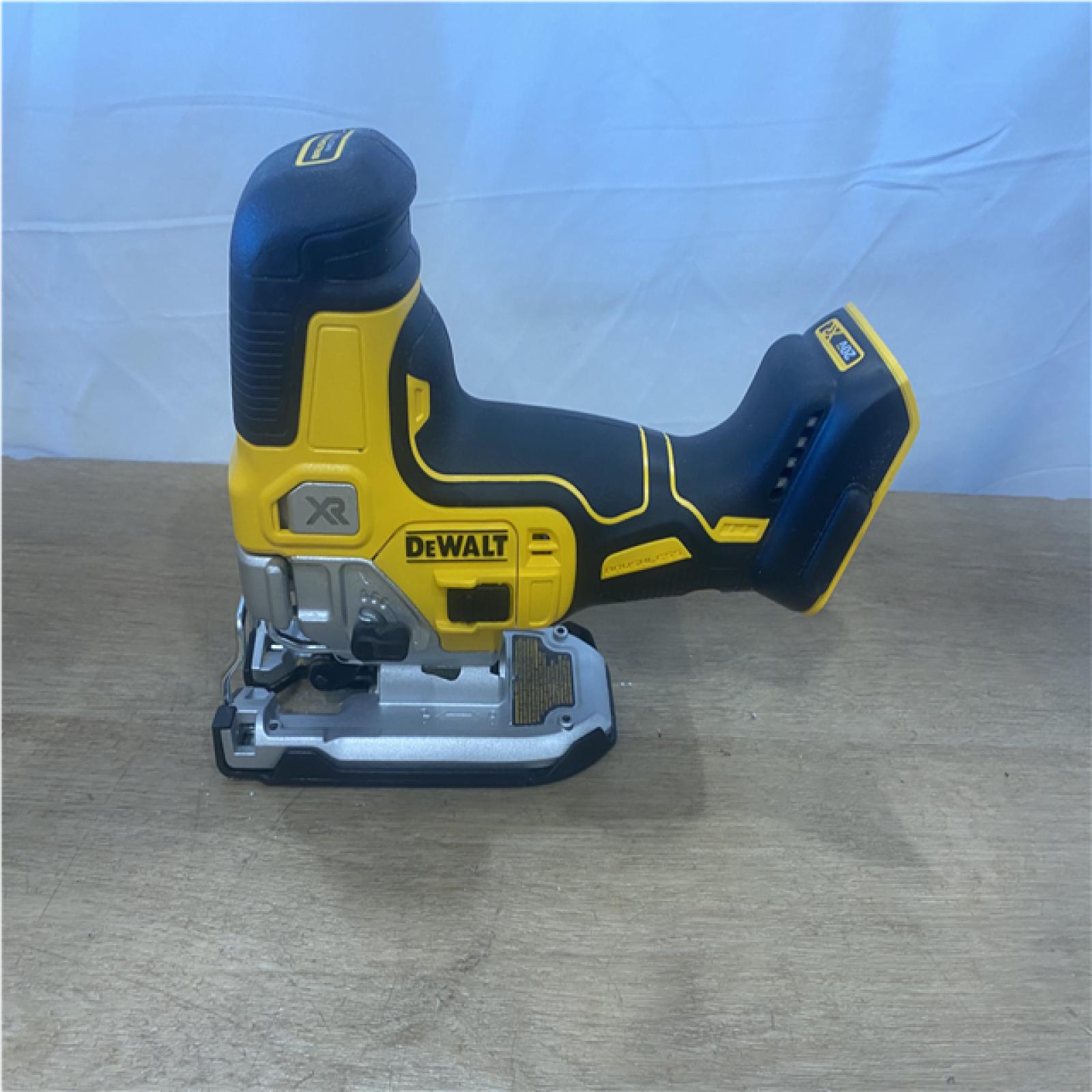 AS-IS DEWALT 20V MAX XR Cordless Barrel Grip Jigsaw (Tool Only)