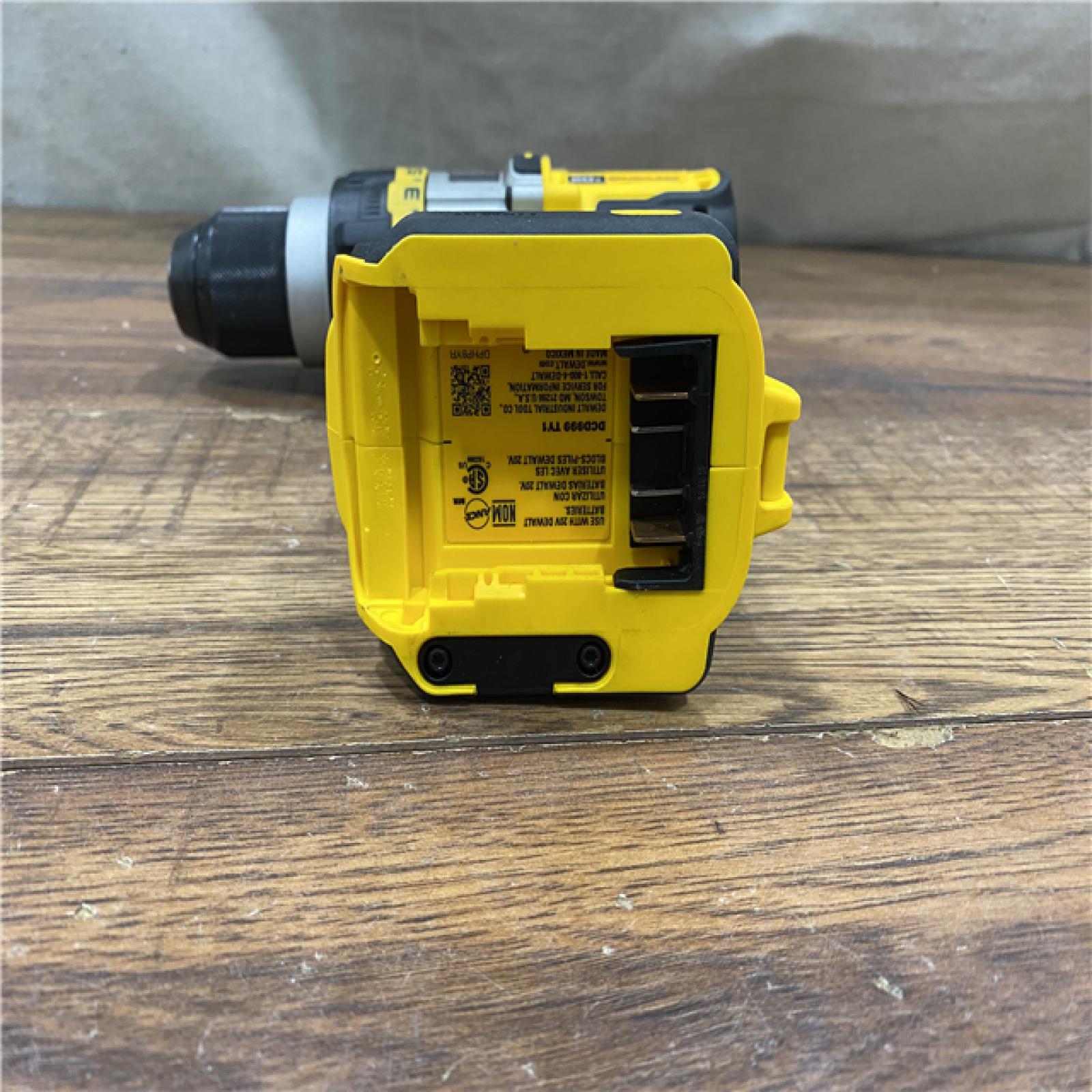 AS-IS DEWALT 20V XR Lithium-Ion Cordless Hammer Drill Kit with 8.0 Ah Battery, Charger and Kit Bag