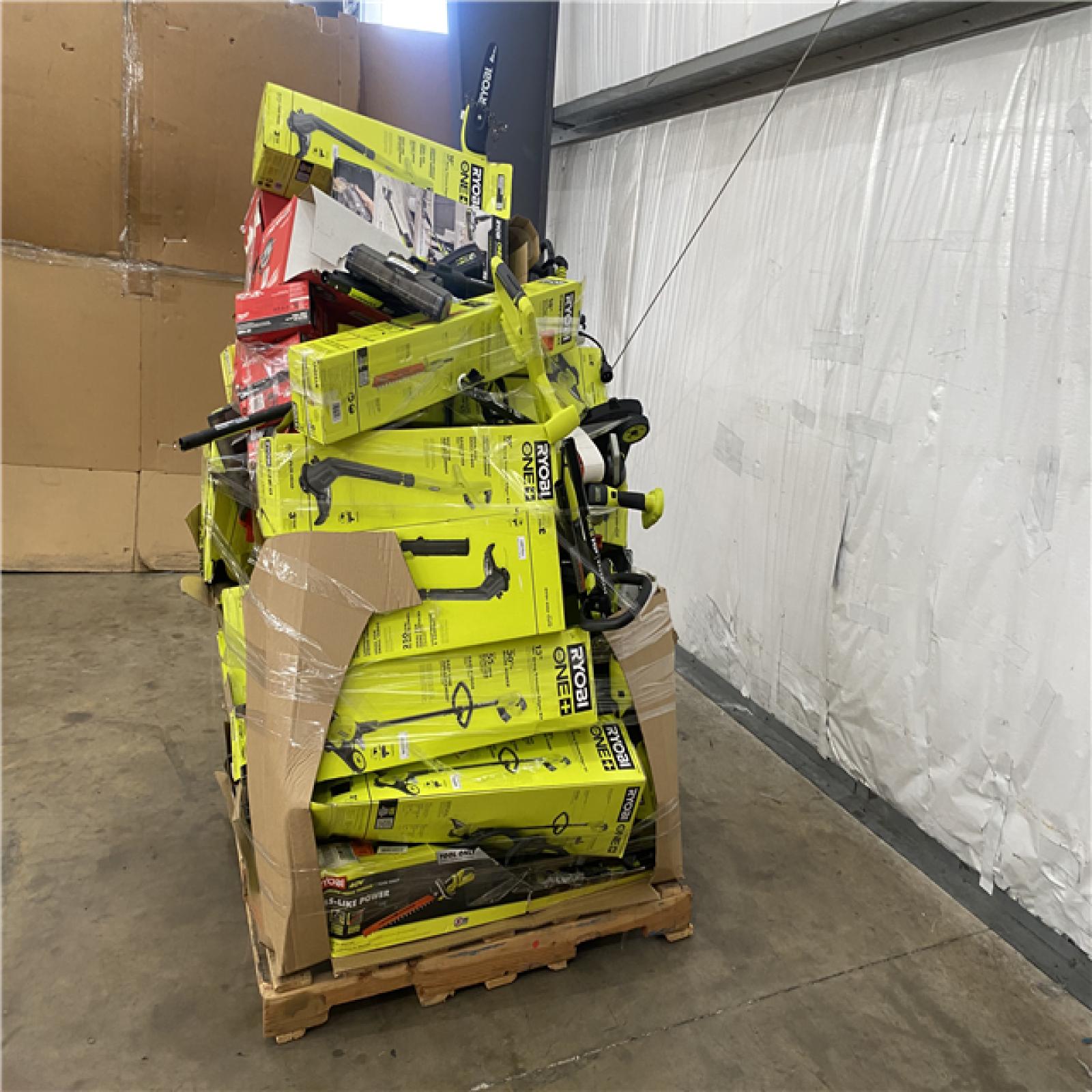 Houston Location AS IS - Tool Pallet
