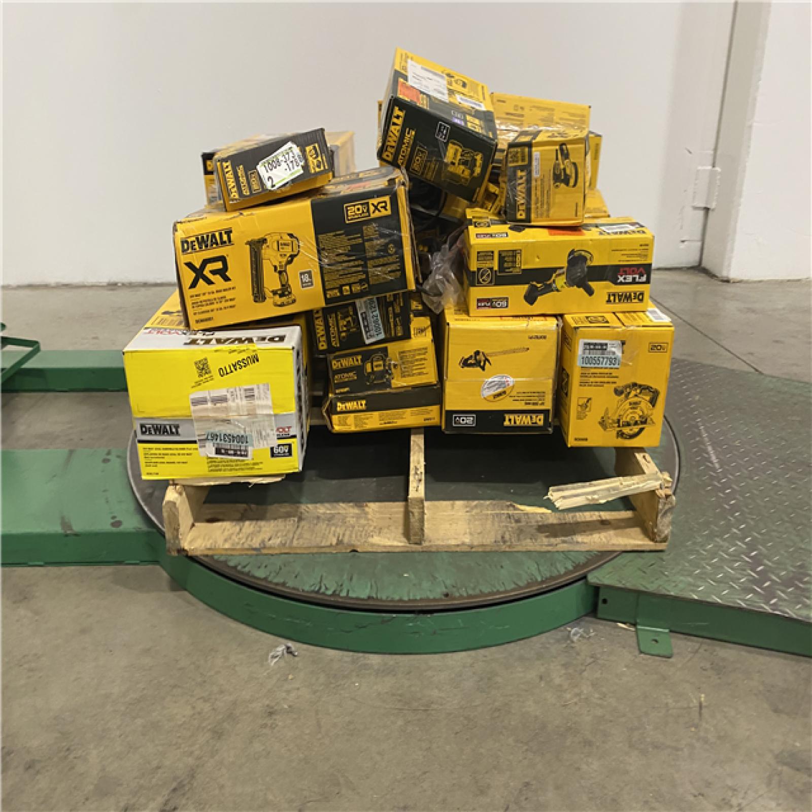 Dallas Location - As-Is DEWALT Tool Pallet