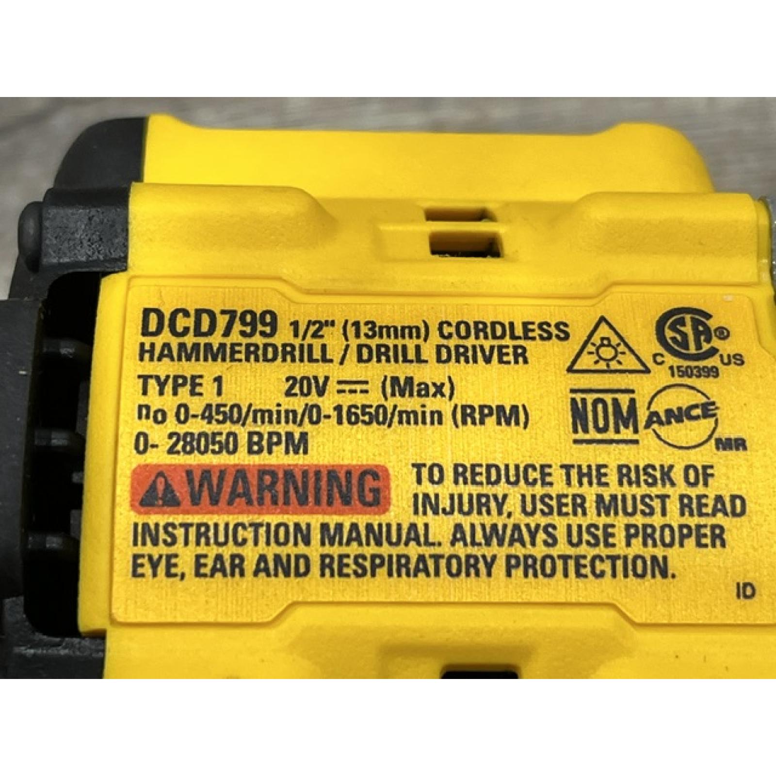 AS-IS DEWALT ATOMIC 20V Lithium-Ion Cordless 1/2 in. Hammer Drill Kit