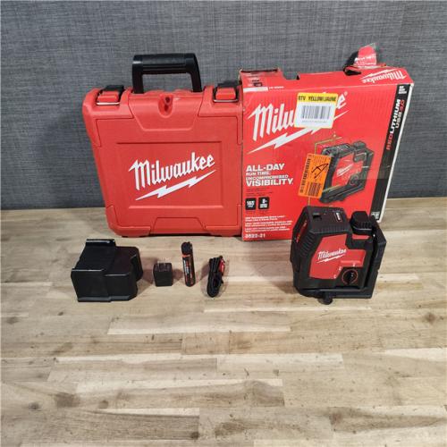 HOUSTON LOCATION - AS-IS (APPEARS LIKE NEW) Milwaukee-3522-21 Green Beam Laser Cross Line Plumb Point USB Rechargeable