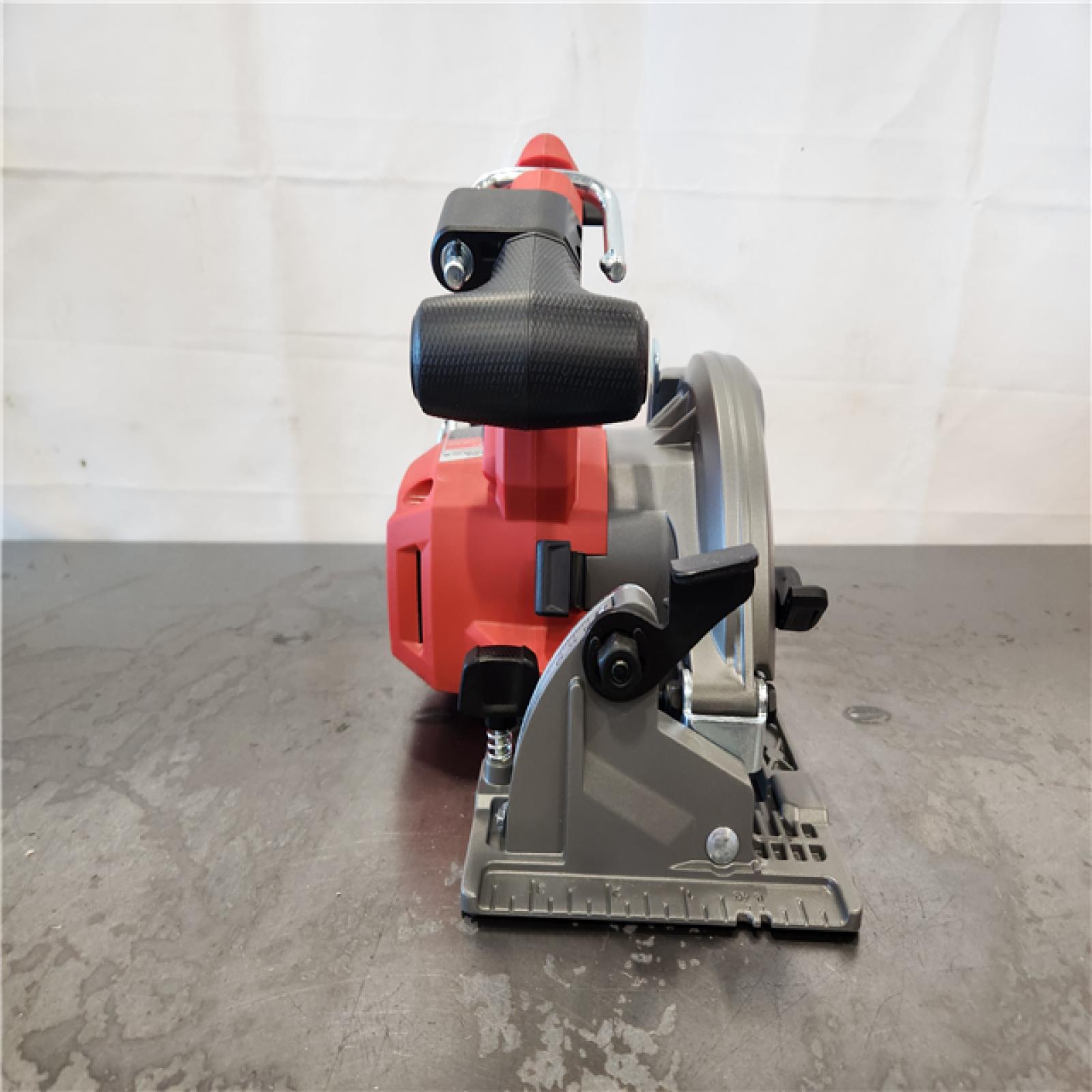 AS-IS- Milwaukee M18 FUEL 18V Lithium-Ion Brushless Cordless 6-1/2 in. Circular Saw (Tool-Only)