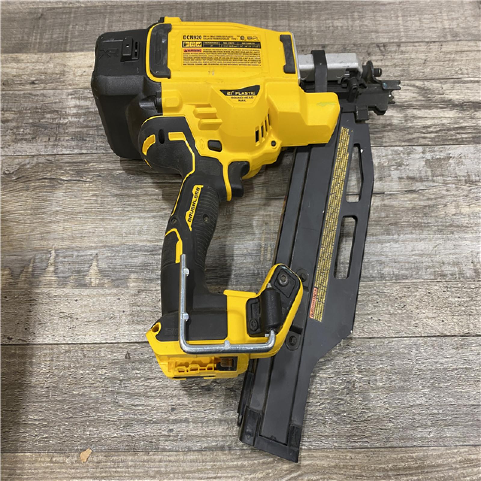 AS-IS DEWALT 20-Volt 21° Cordless Framing Nailer (Tool-Only)