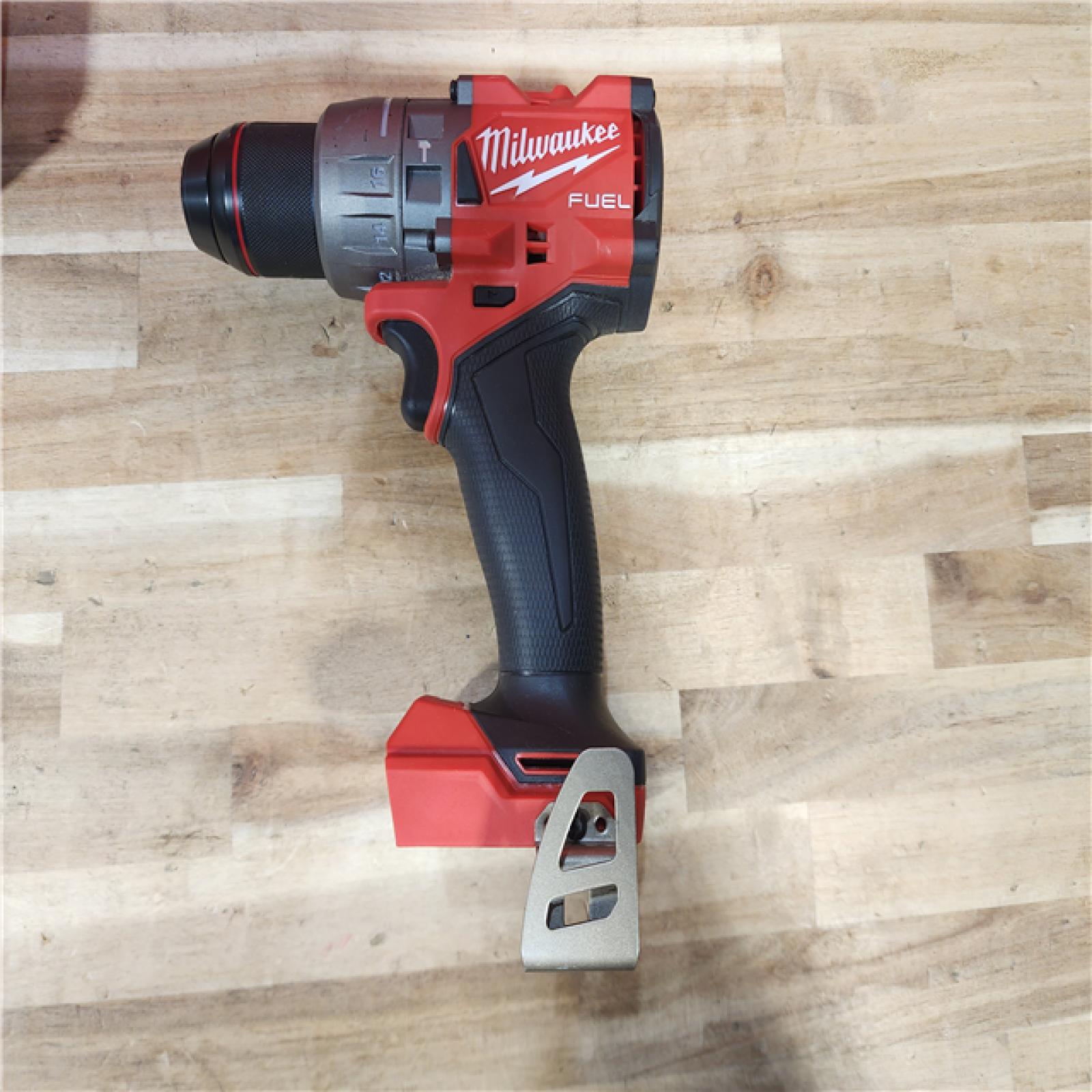HOUSTON LOCATION - AS-IS Milwaukee FUEL 18V Lithium-Ion Brushless Cordless 1/2 in. Hammer Drill Driver Kit
