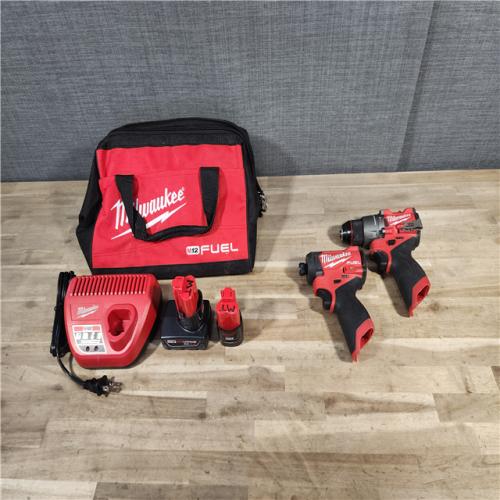 HOUSTON LOCATION - AS-IS Milwaukee 2 Tool Combo Kit W/ (2) Battery & Charger