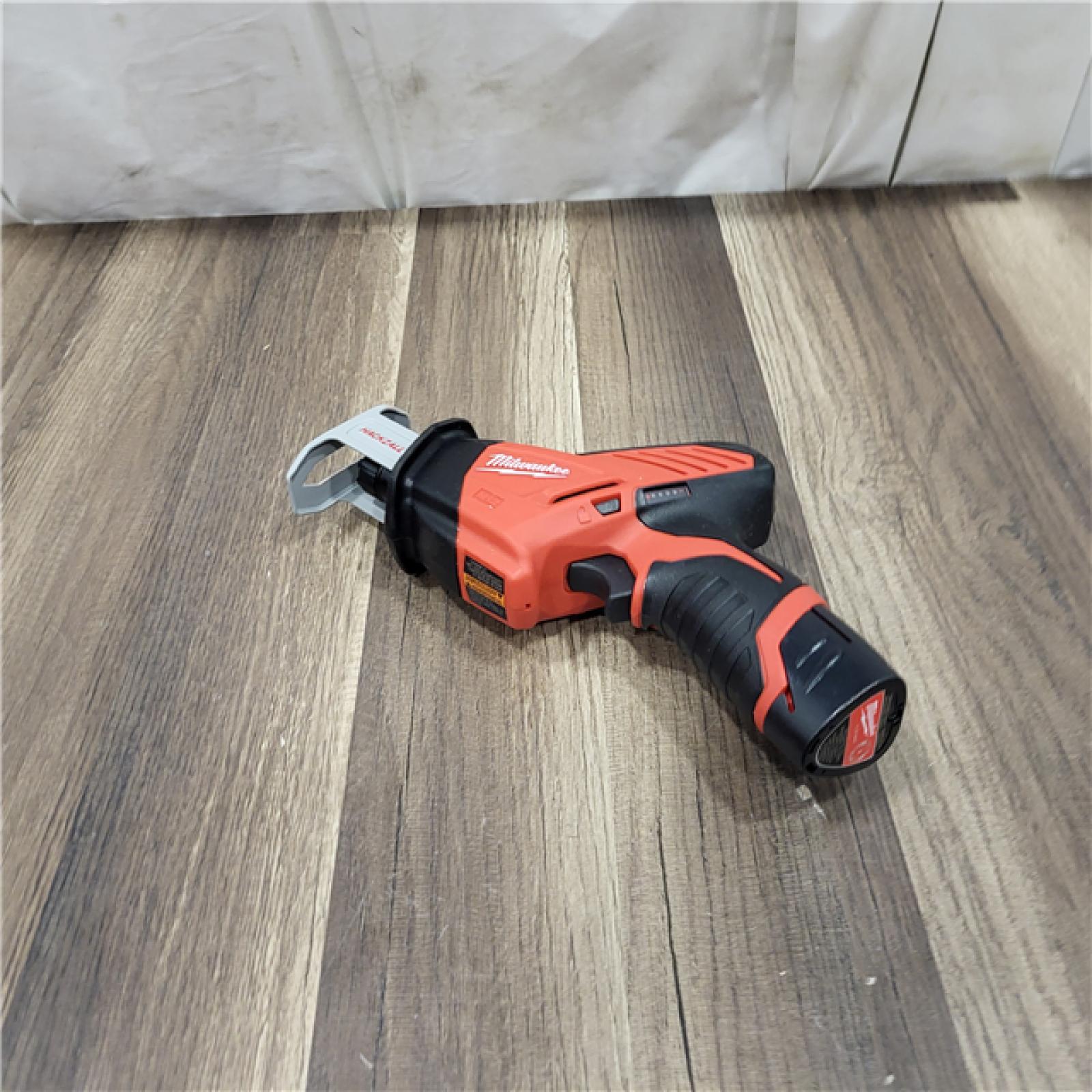 AS IS Milwaukee 2420-21 - M12 Fuel Hackzall 1/2  12V 1.5Ah Cordless Straight Handle Reciprocating Saw Kit