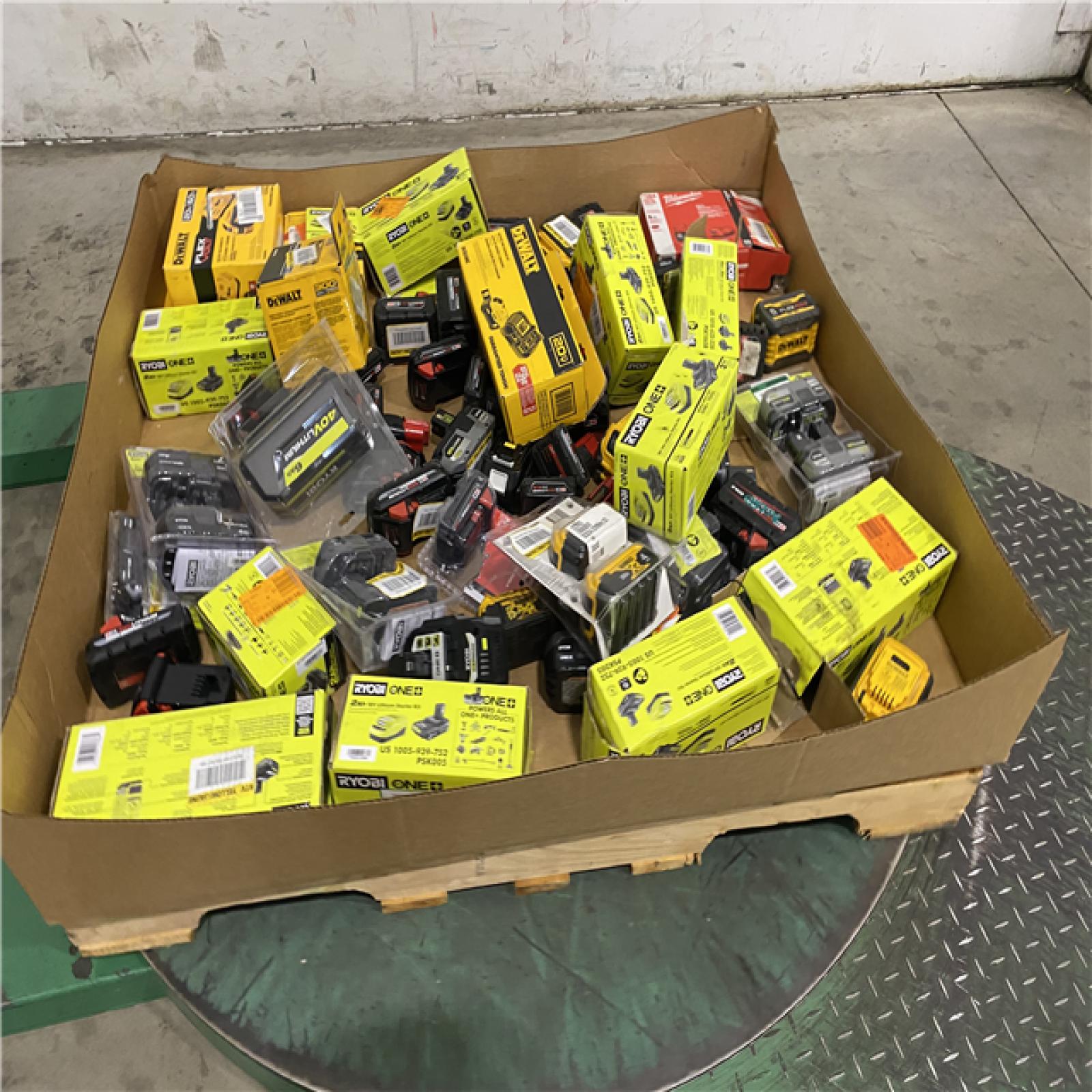 Dallas Location - As-Is Battery Tool Pallet
