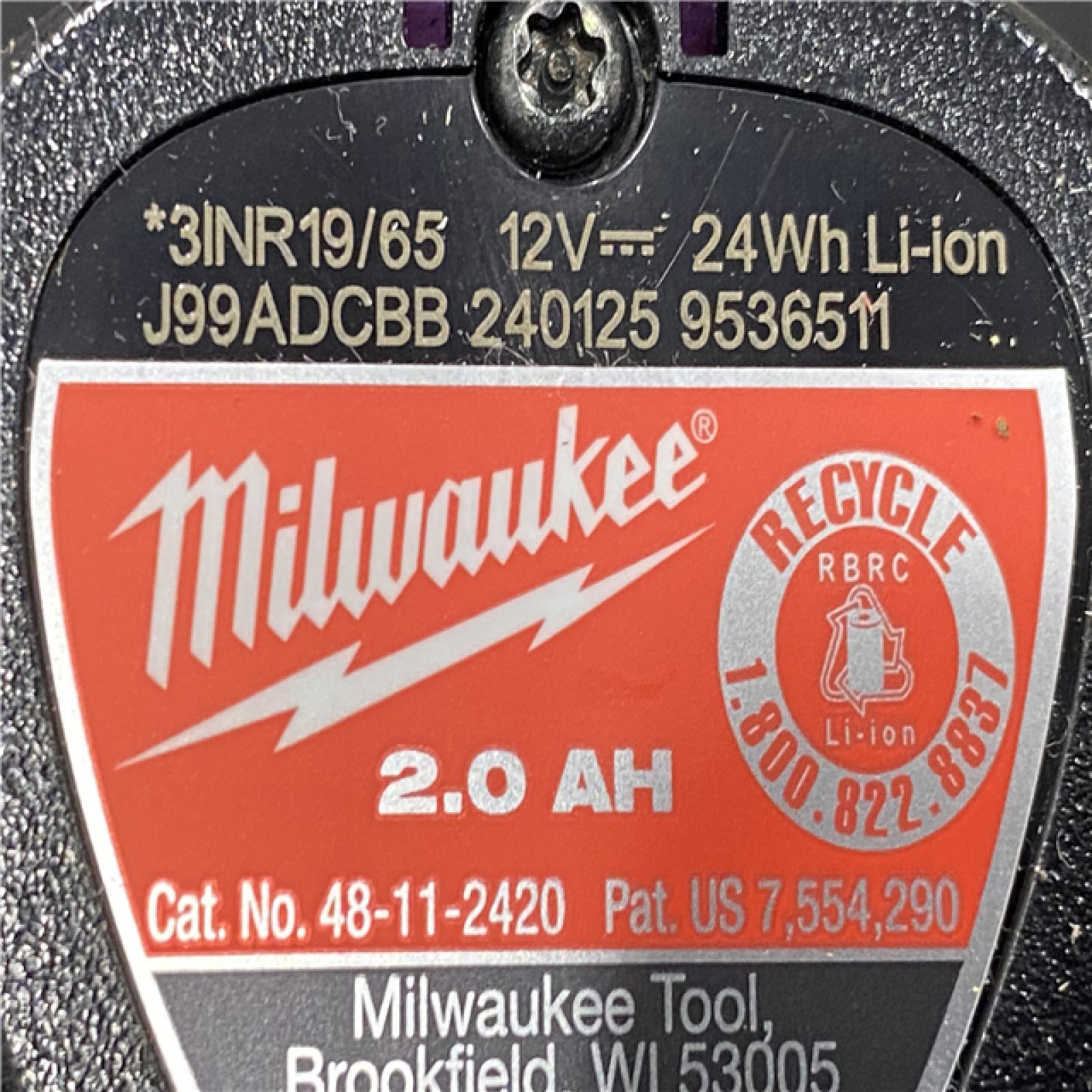 AS-IS Milwaukee Men's 2 X-Large 12-Volt Lithium-Ion Cordless Axis Black Heated Vest Kit