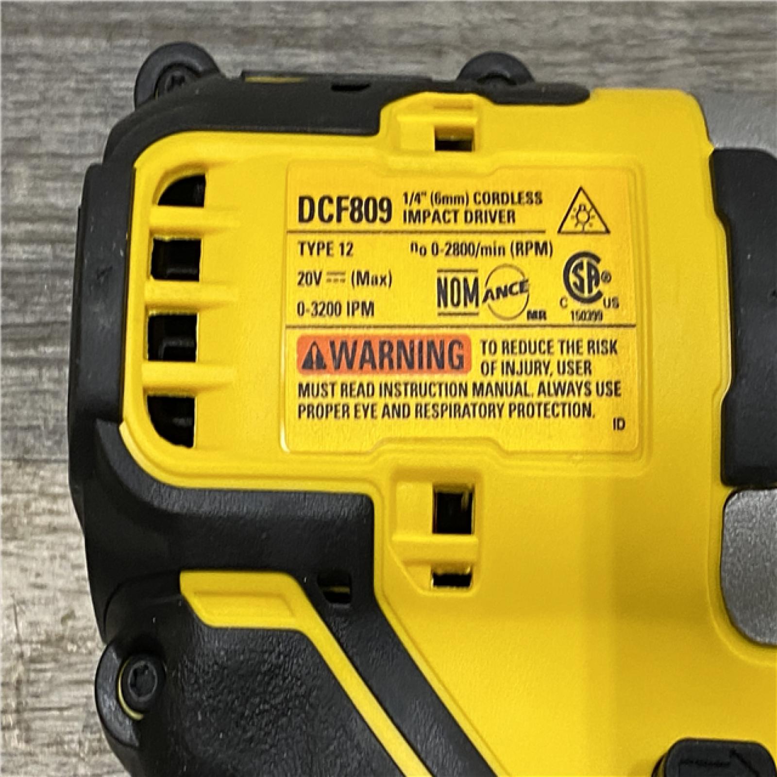 AS-IS DEWALT Atomic 20V Max Lithium-Ion Brushless Cordless Compact 1/4 in. Impact Driver Kit