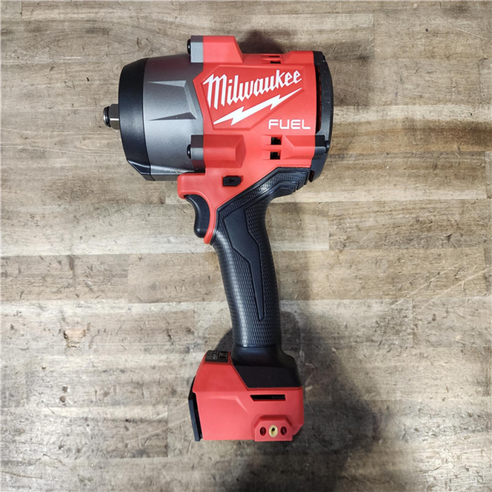 HOUSTON LOCATION - AS-IS (APPEARS LIKE NEW) Milwaukee M18 FUEL 18V Lithium-Ion Brushless Cordless 1/2 in. Impact Wrench with Friction Ring (Tool-Only)