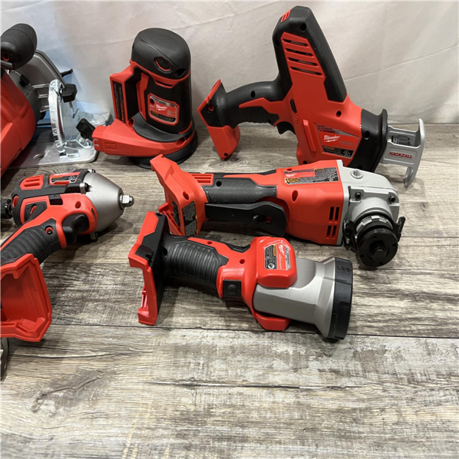 AS-IS Milwaukee 18V Lithium-Ion Cordless (8-Tool) Combo Kit
