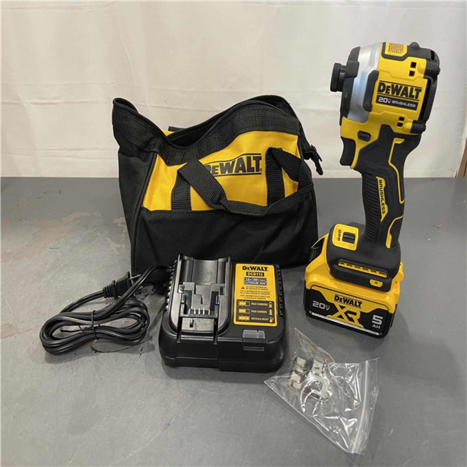 AS-IS - DeWalt ATOMIC 20V MAX Lithium-Ion Cordless 1/4 in. Brushless Impact Driver Kit