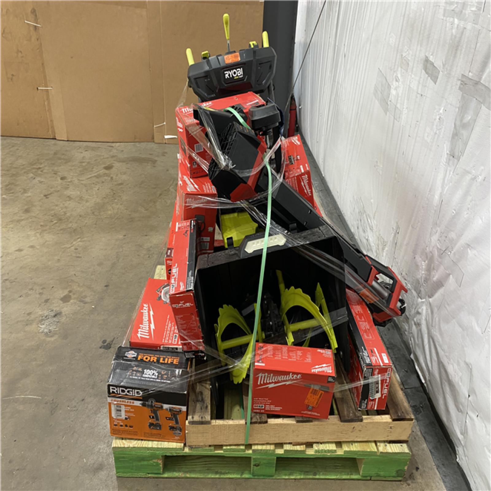 Houston Location AS IS - Tool Pallet