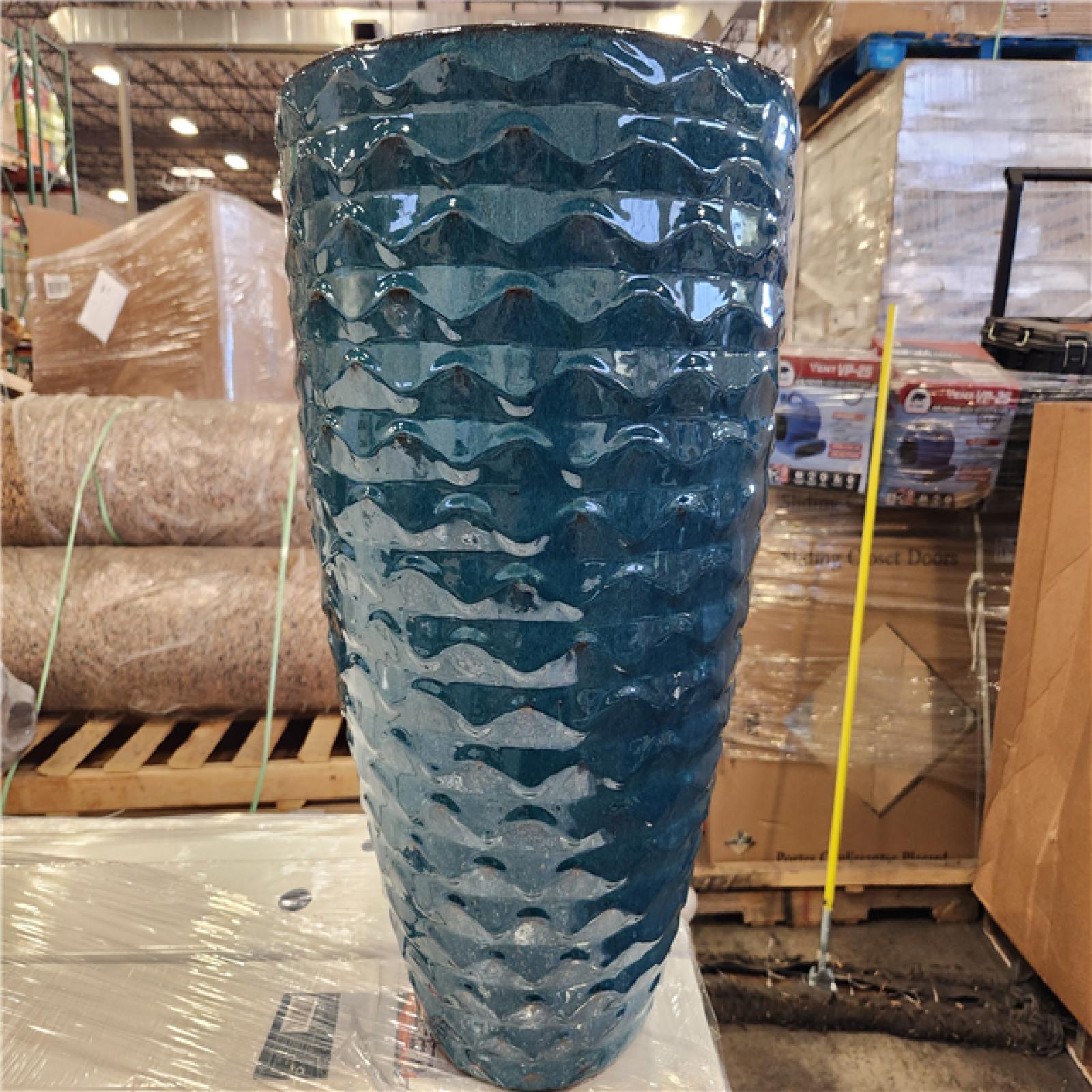 Phoenix Location Vigoro Dottie 14.3 in. W x 21 in. H Decorative Pots Teal Glazed Ceramic Vase Planter Pallet (12 Cases)