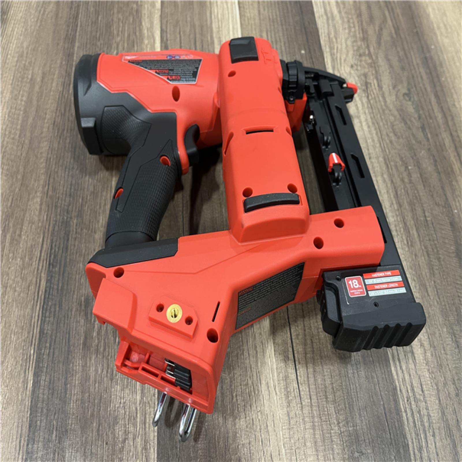 GOOD MILWAUKEE FUEL 18-Volt Lithium-Ion Brushless Cordless 18-Gauge 1/4 in. Narrow Crown Stapler (Tool-Only)