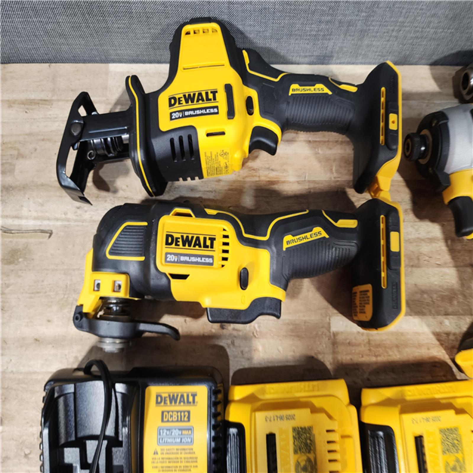 HOUSTON LOCATION - AS - IS DEWALT ATOMIC 20-Volt Lithium-Ion Cordless Brushless (4-Tool) Combo Kit