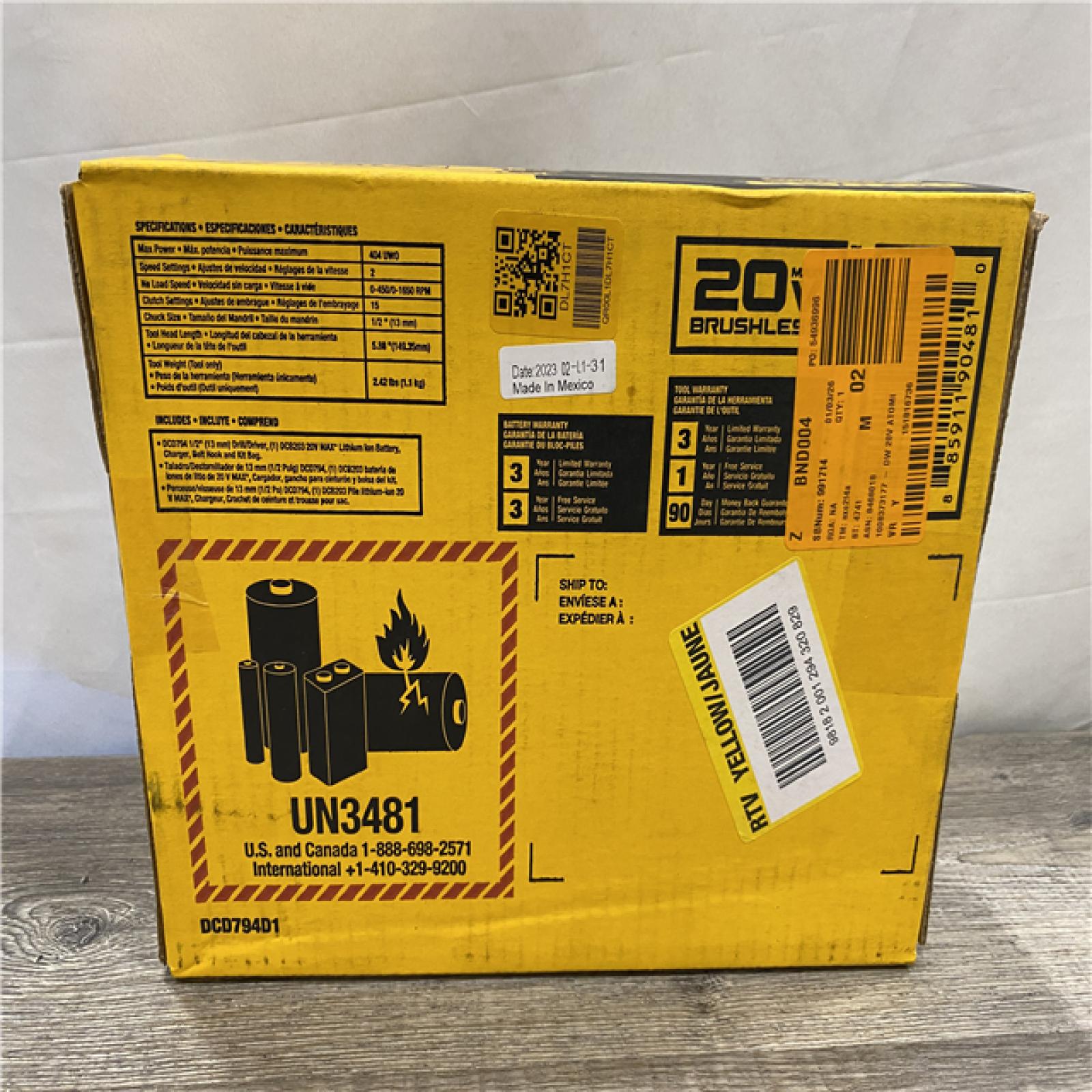 NEW - DEWALT Atomic 20V Lithium-Ion Cordless Compact 1/2 in. Drill/Driver Kit