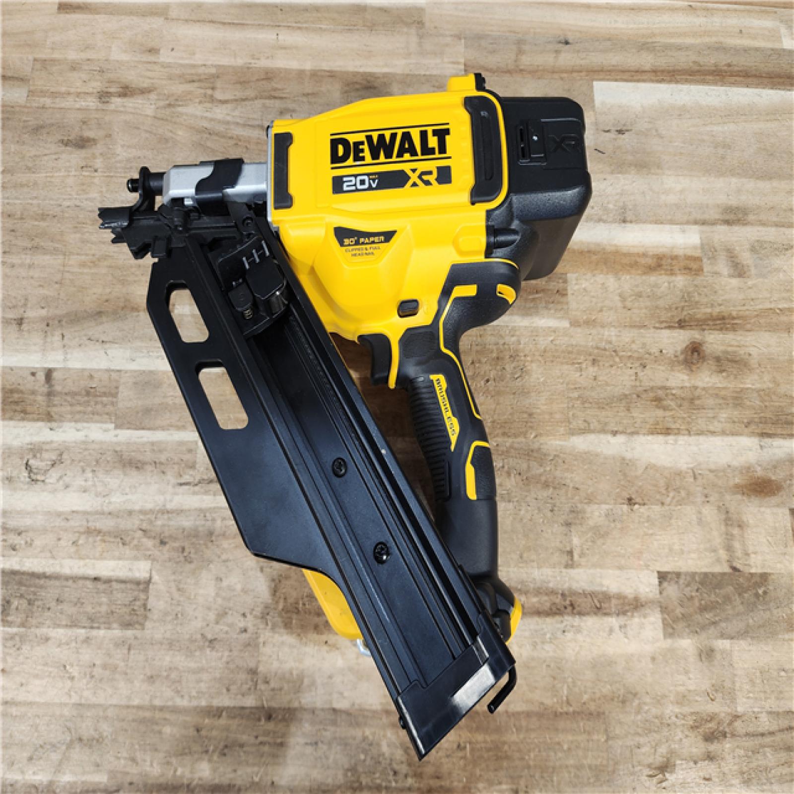 HOUSTON LOCATION - AS-IS DEWALT 20V 30 Degree Cordless Framing Nailer (Tool-Only)