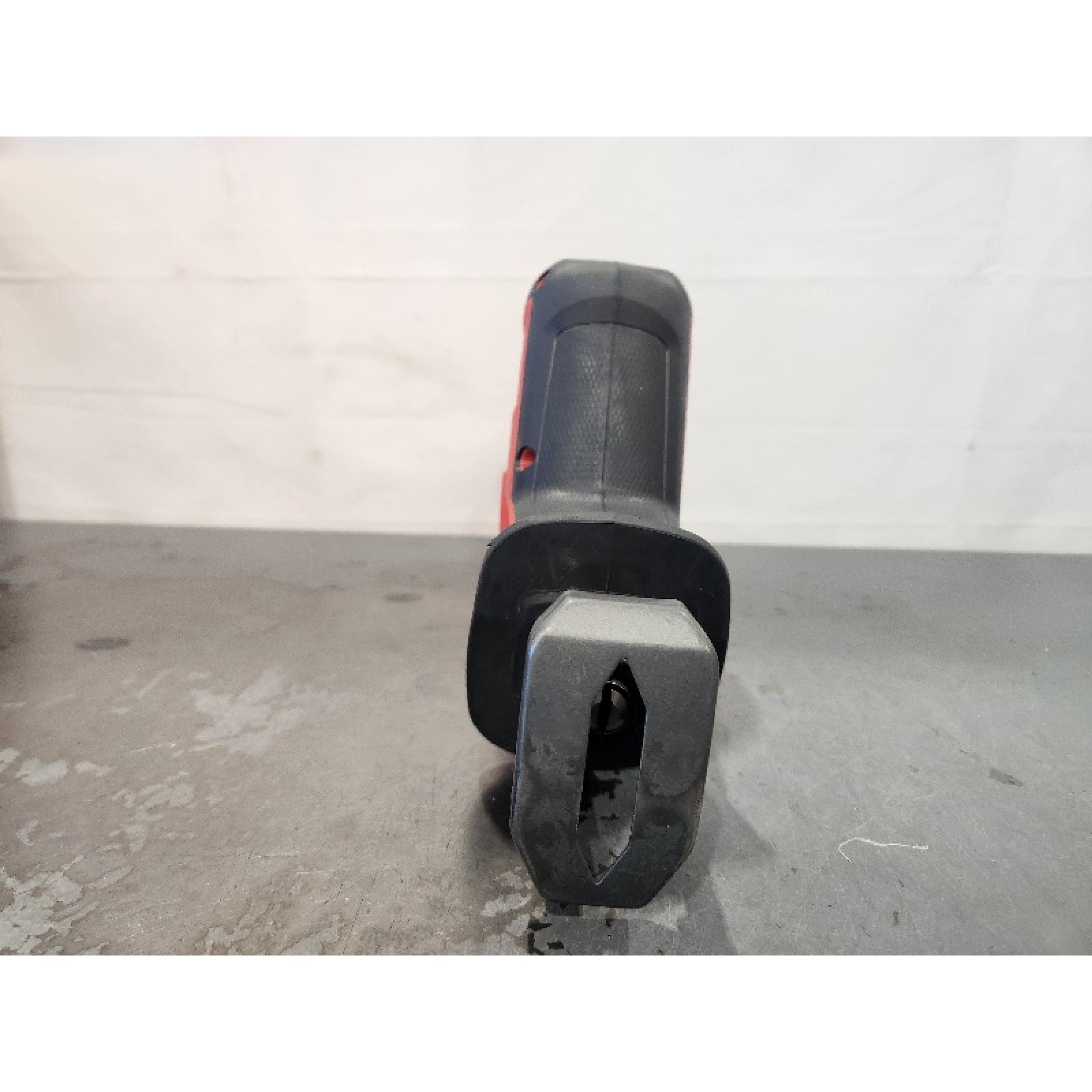 AS-IS- Milwaukee FUEL 18V Lithium-Ion Brushless Cordless HACKZALL Reciprocating Saw (Tool-Only)