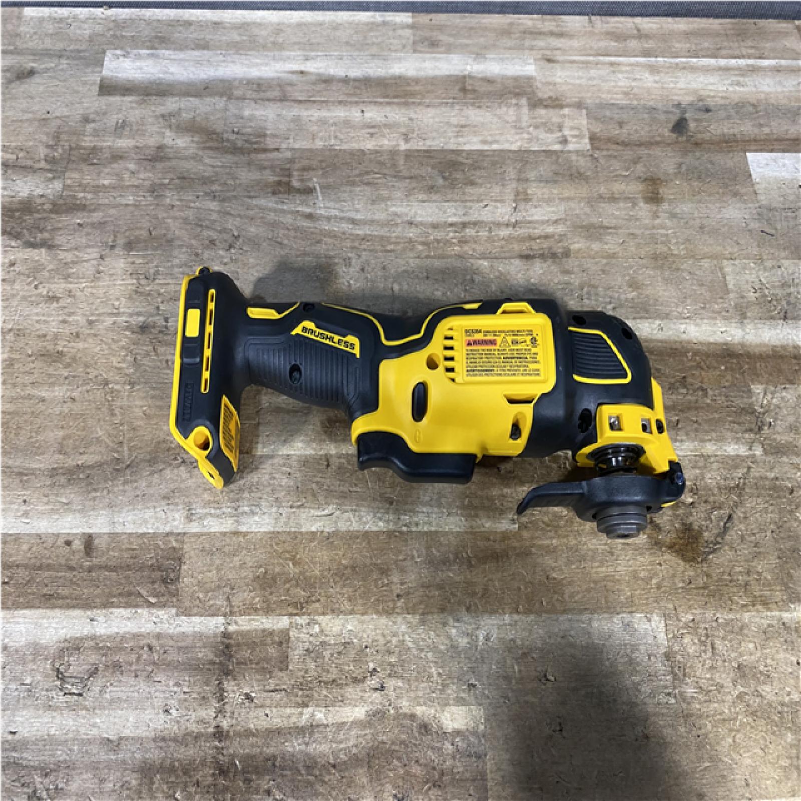 Houston Location AS-IS DEWALT ATOMIC 20V MAX Cordless Brushless Oscillating Multi Tool (Tool Only)