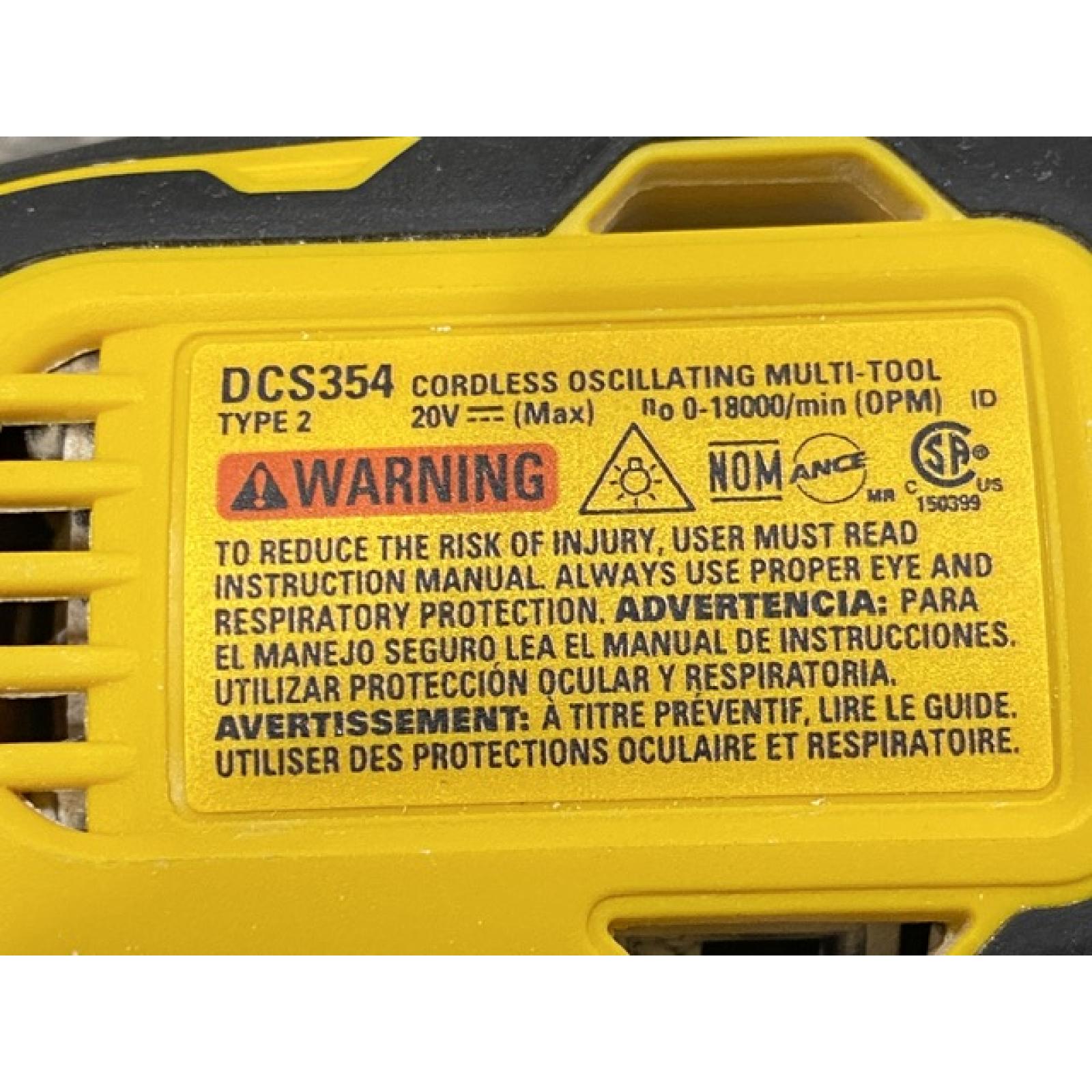 AS-IS DEWALT ATOMIC 20V MAX Cordless Brushless Oscillating Multi Tool Kit