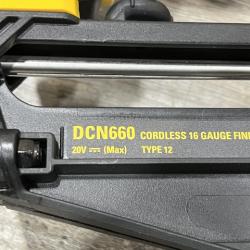 AS-IS DEWALT 20V MAX XR 16-Gauge Electric Cordless Angled Finishing Nailer Kit