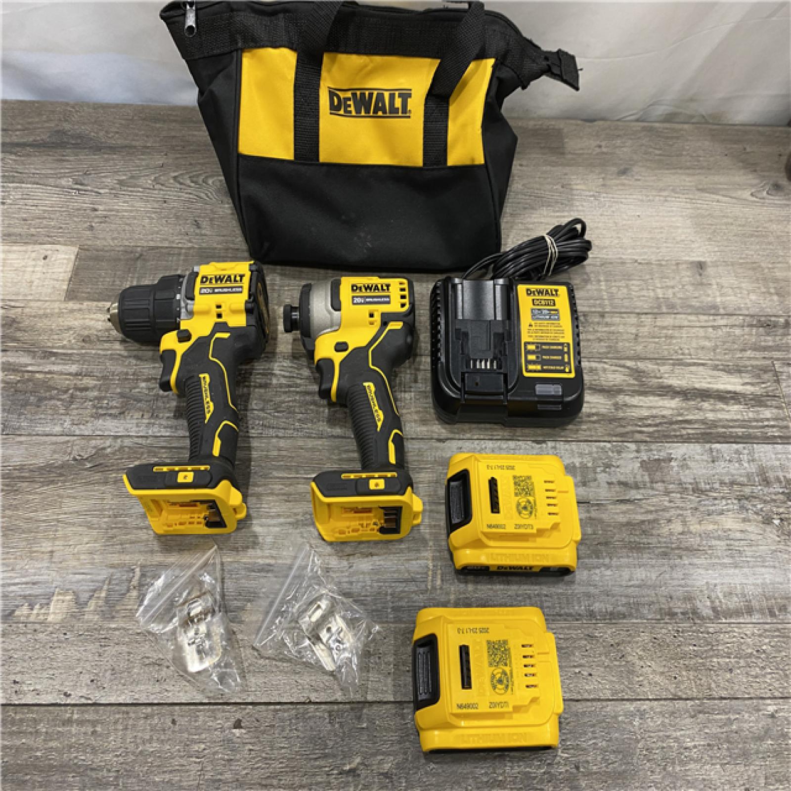 AS-IS DEWALT ATOMIC 20-Volt MAX Lithium-Ion Cordless Combo Kit