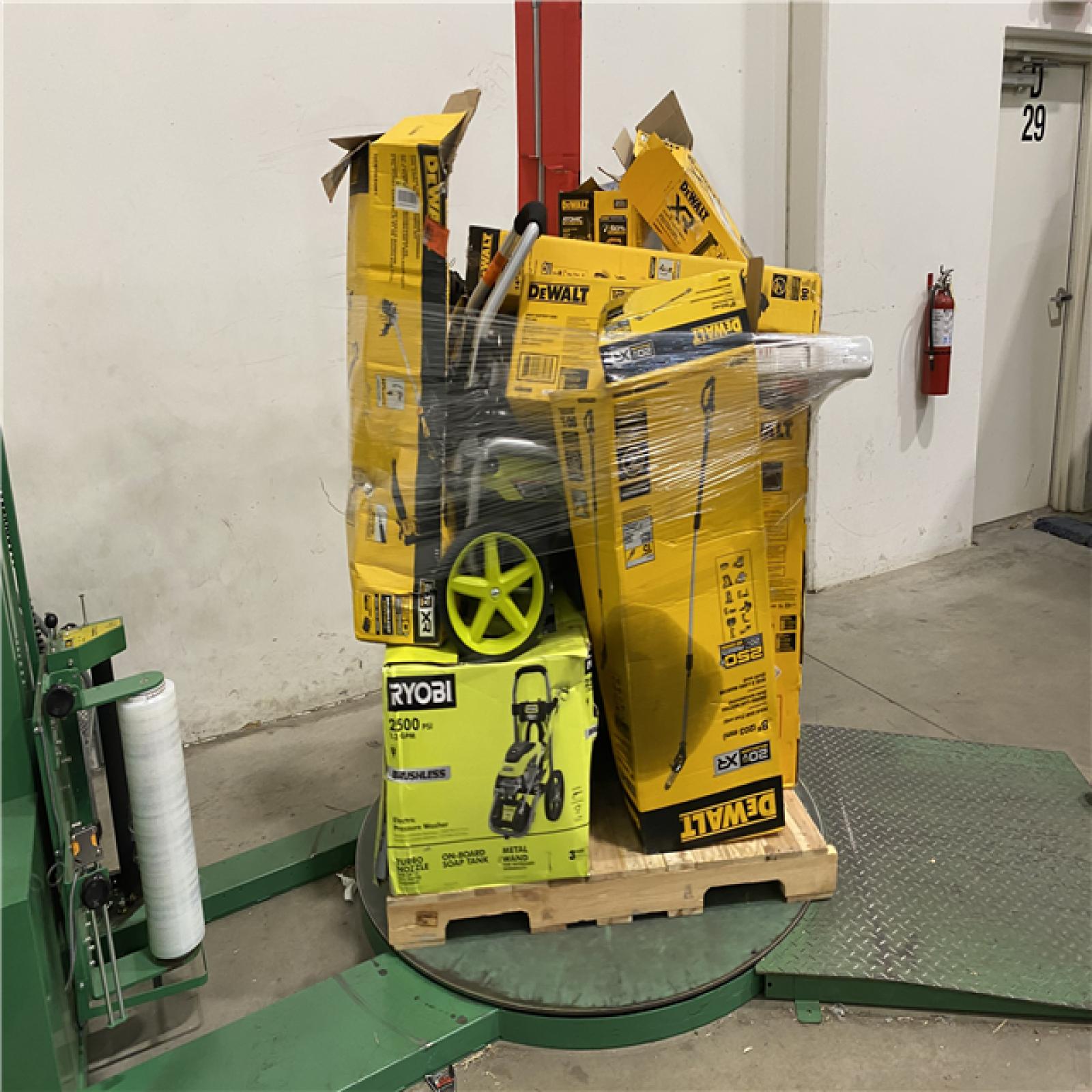 Dallas Location - As-Is Tool Pallet