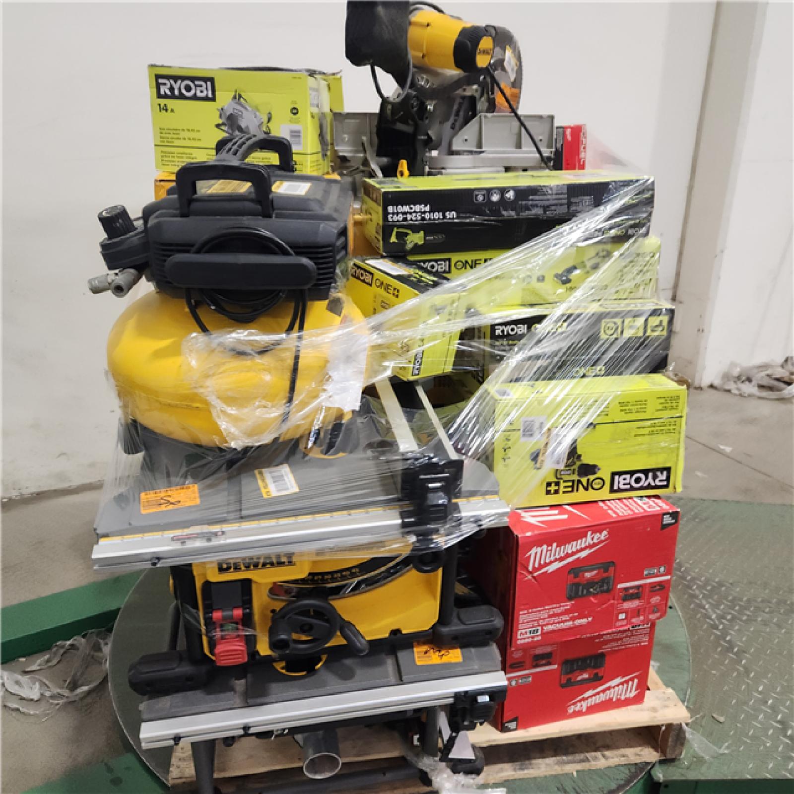 Dallas Location - As-Is Tool Pallet