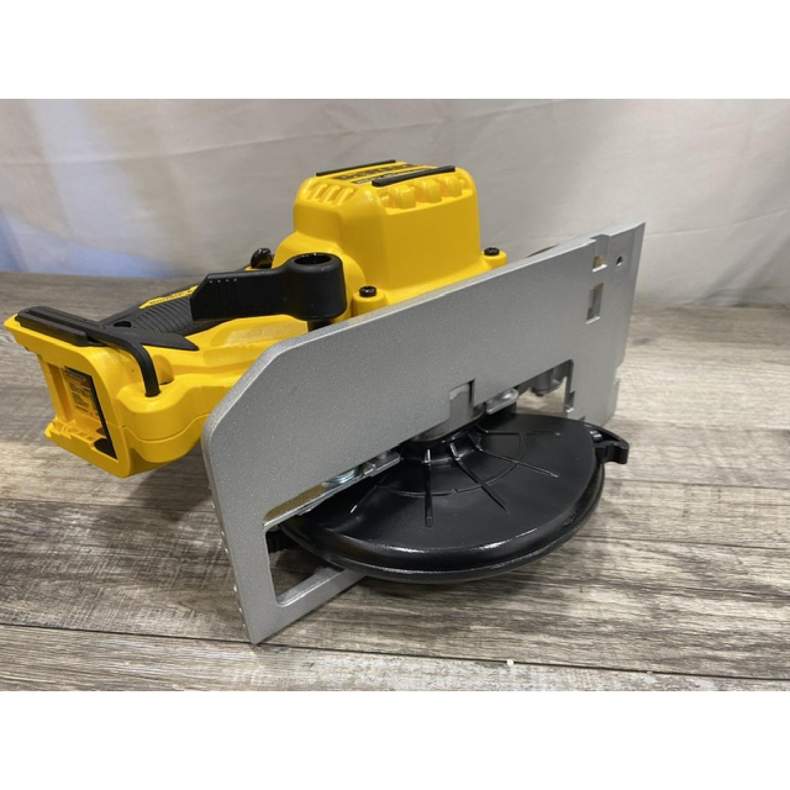 AS-IS DEWALT 20V MAX Cordless Brushless 6-1/2 in. Sidewinder Style Circular Saw (Tool Only)