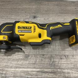 AS-IS DEWALT ATOMIC 20V MAX Cordless Brushless Oscillating Multi Tool Kit