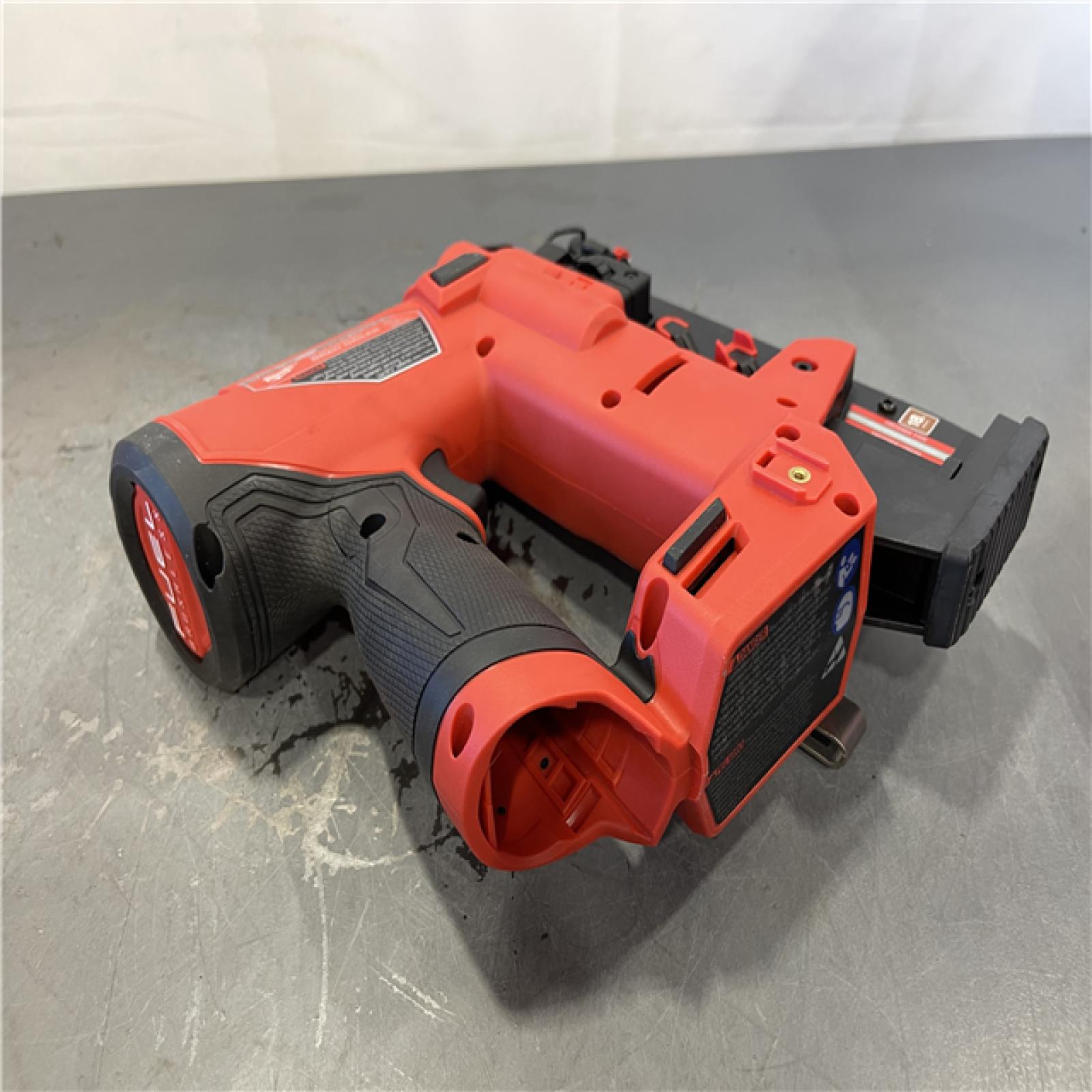 AS-IS - Milwaukee M12 FUEL 12-Volt Lithium-Ion Brushless Cordless 18-Guage Compact Brad Nailer