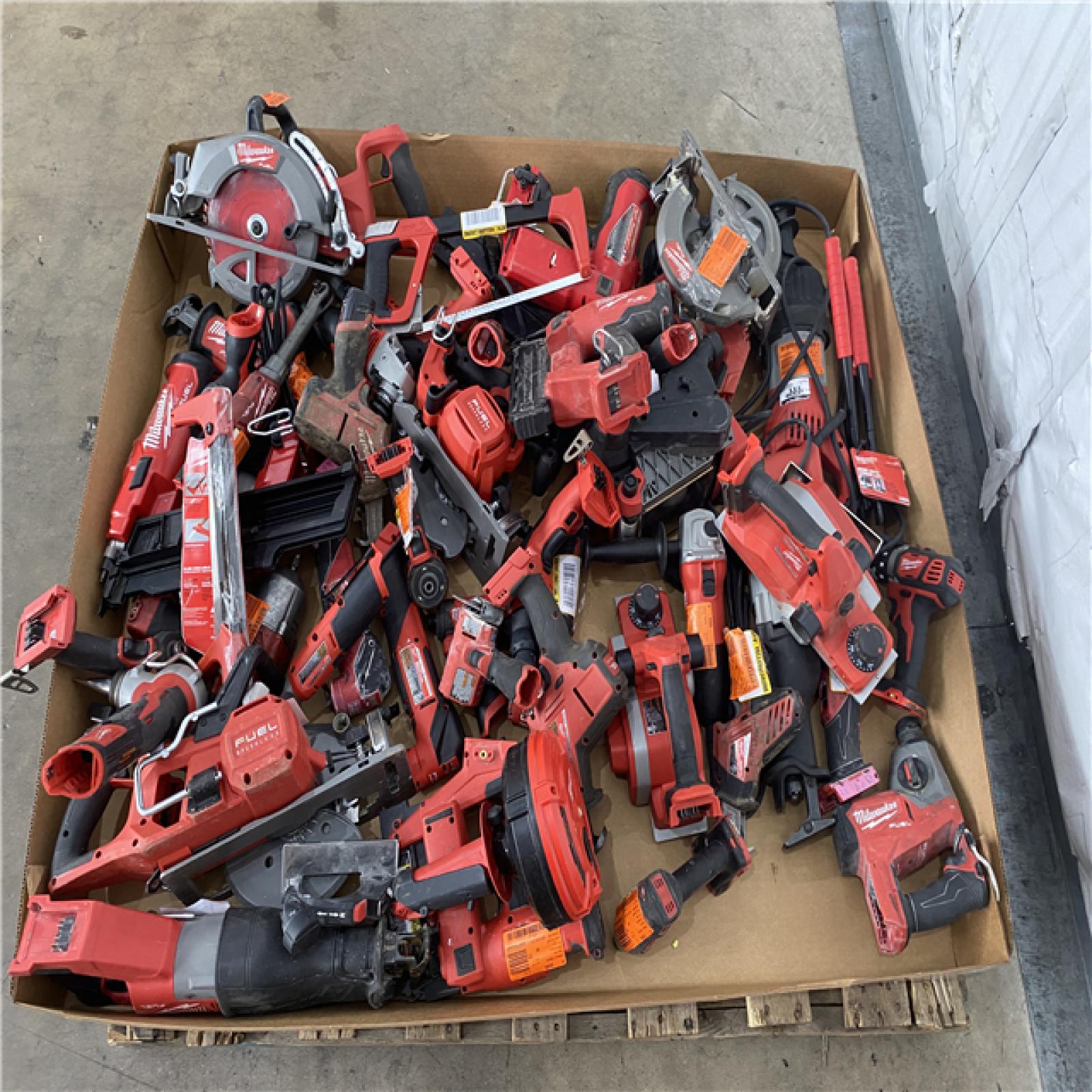 Houston Location AS IS - Tool Pallet