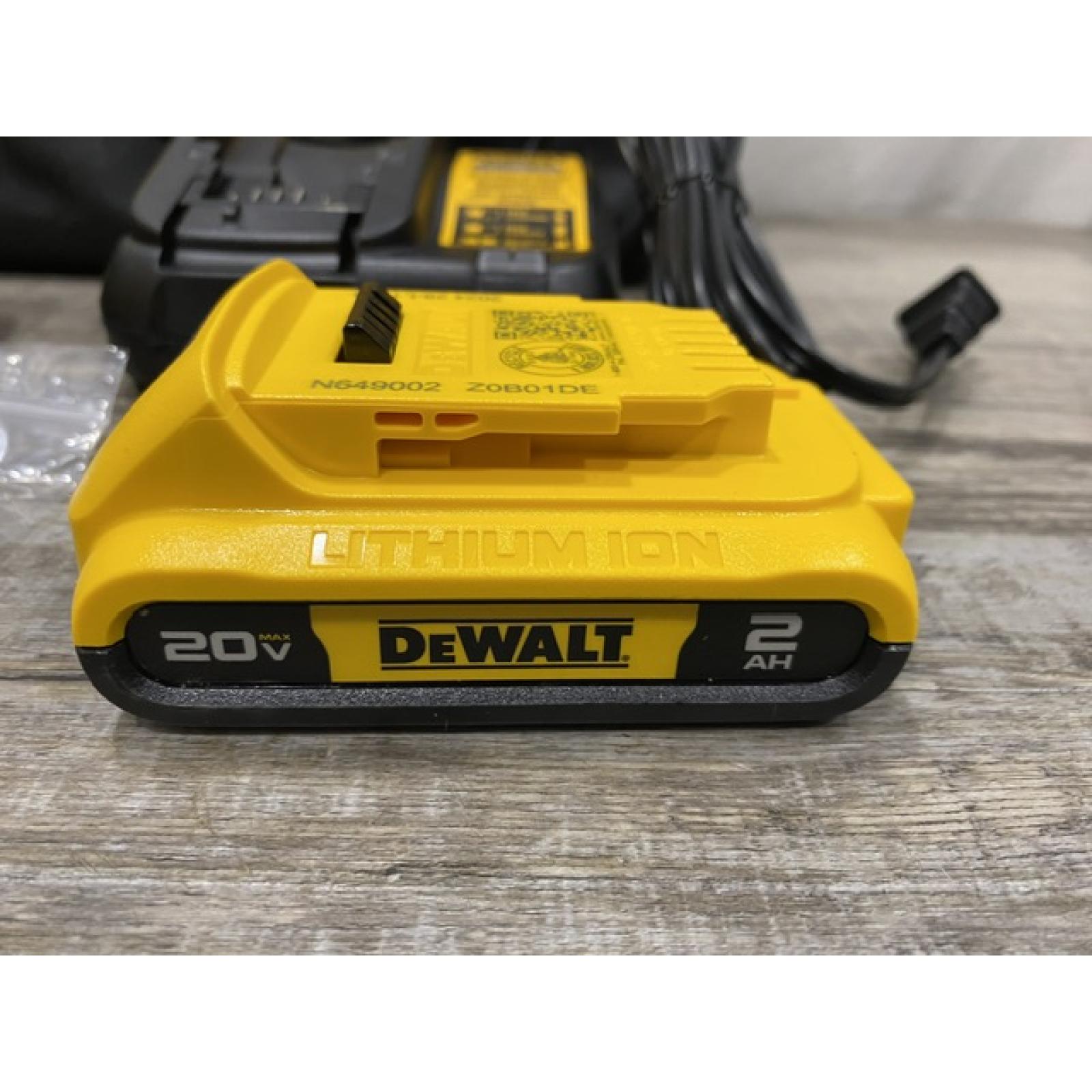 AS-IS DEWALT Atomic 20V Max Lithium-Ion Brushless Cordless Compact 1/4 in. Impact Driver Kit