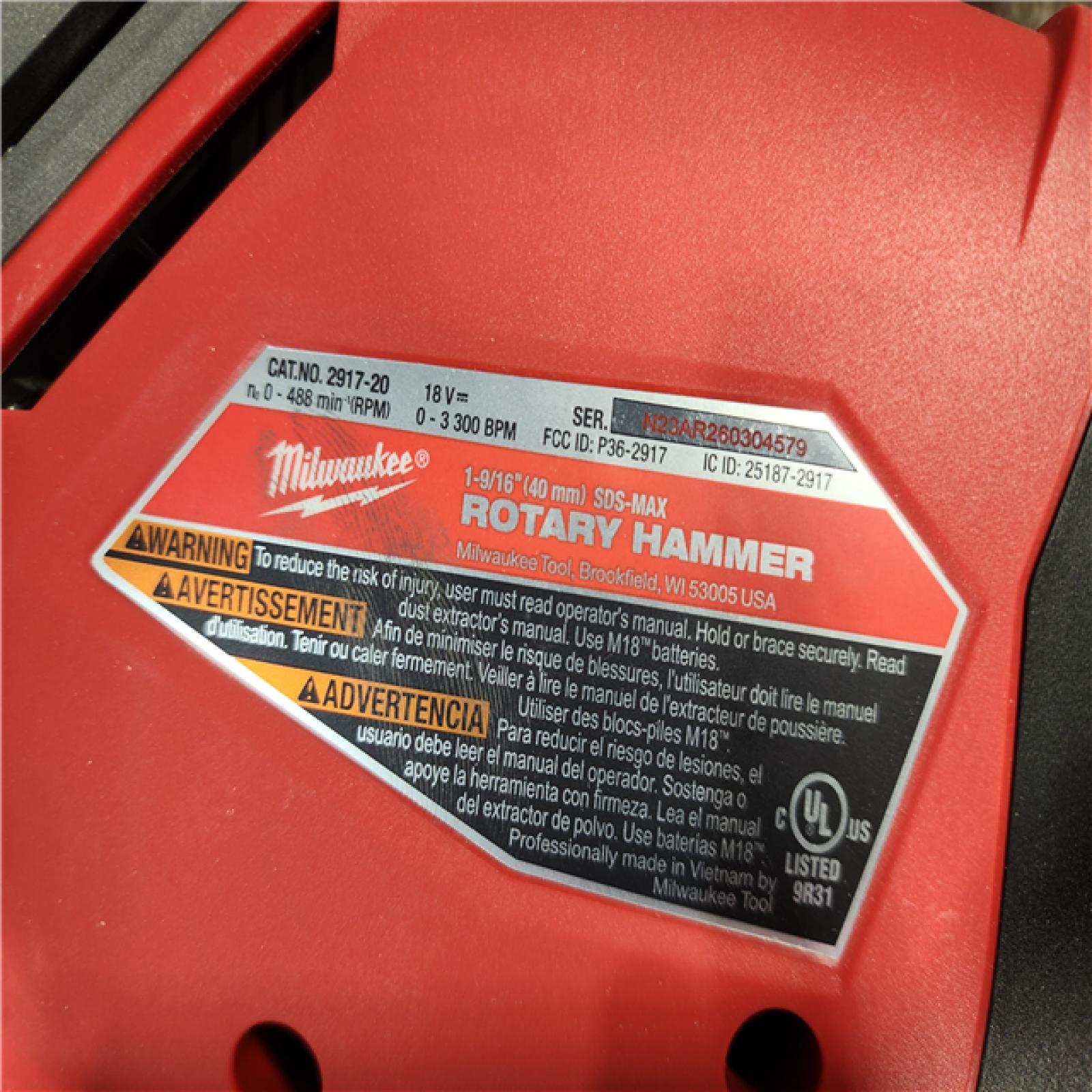 HOUSTON LOCATION - AS - IS M18 FUEL 18V Lithium-Ion Brushless Cordless 1-9/16 in. SDS-Max Rotary Hammer (Tool-Only)