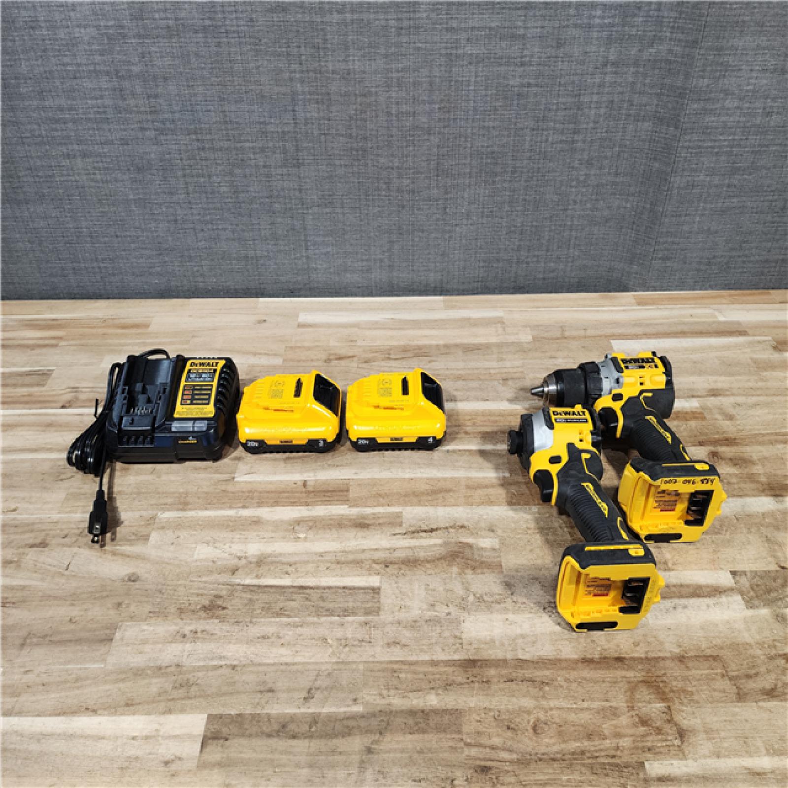 HOUSTON LOCATION - AS-IS DEWALT 2 TOOL COMBO KIT W/ (2) BATTERY & CHARGER