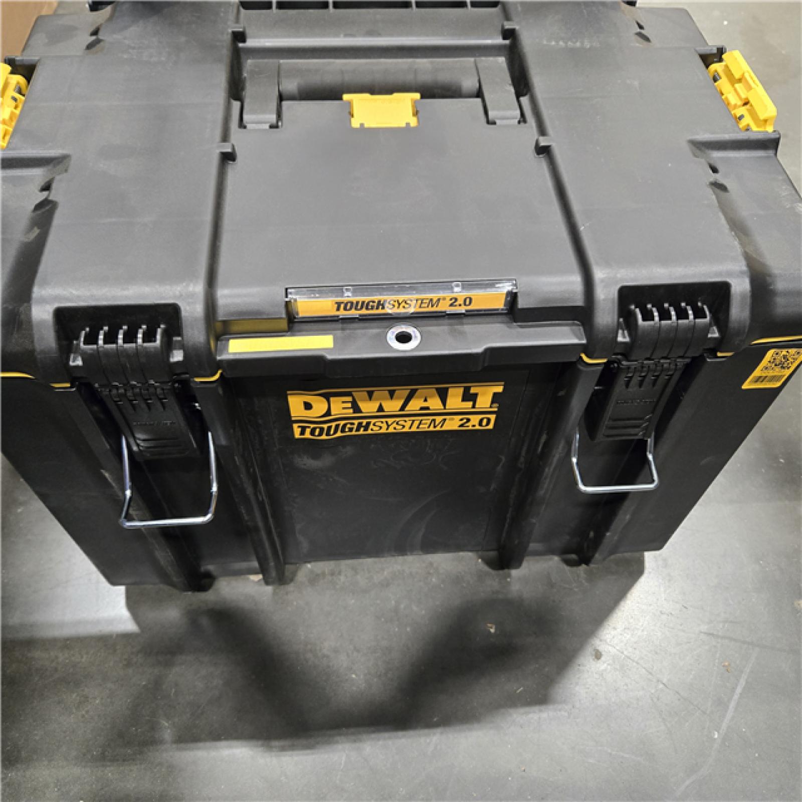LIKE NEW-  DEWALT 20-Volt MAX ToughSystem Lithium-Ion 6-Tool Cordless Combo Kit