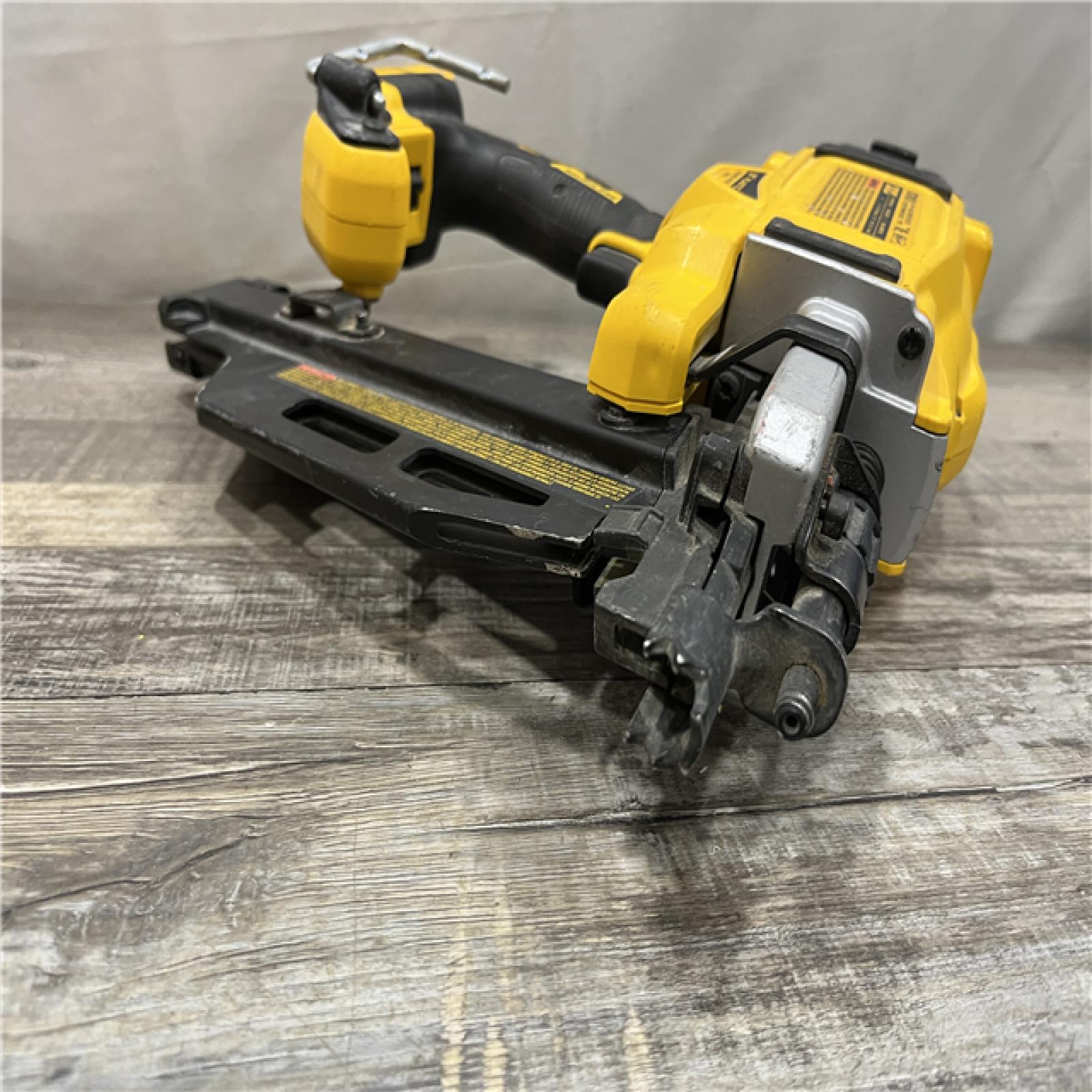 AS-IS DEWALT 20-Volt 21° Cordless Framing Nailer (Tool-Only)
