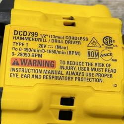 AS-IS DEWALT ATOMIC 20V Cordless 1/2 in. Compact Hammer Drill Kit