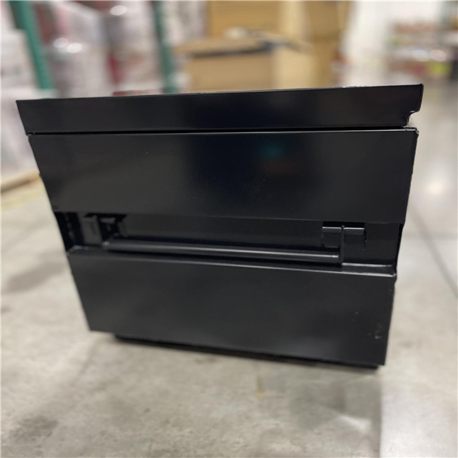 DALLAS LOCATION - AS-IS Rigid Jobsite Storage Chest