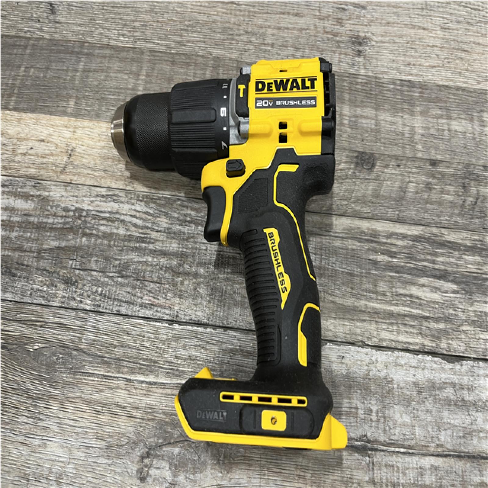 AS-IS DEWALT ATOMIC 20V Lithium-Ion Cordless 1/2 in. Hammer Drill Kit