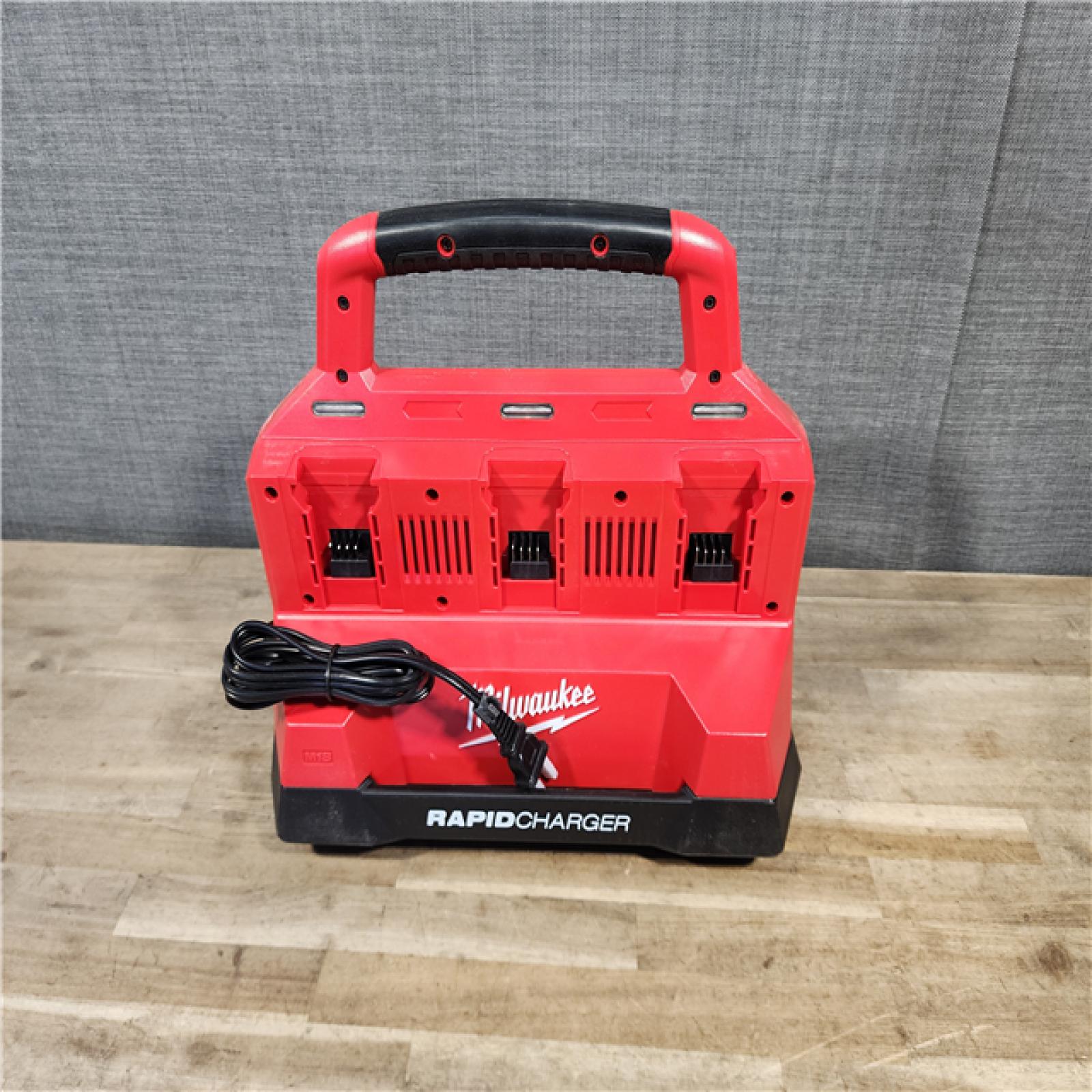 HOUSTON LOCATION - AS-IS Milwaukee M18 Packout Six Bay Rapid Charger (TOOL ONLY)