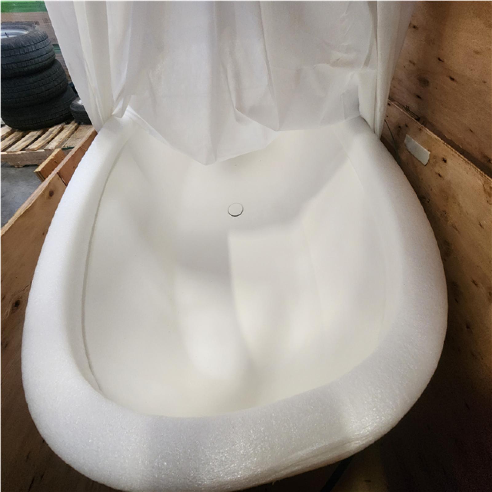 Phoenix NEW Xspracer Moray 67 in. x 29.5 in. Solid Surface Stone Resin Flatbottom Freestanding Soaking Bathtub in Matte White