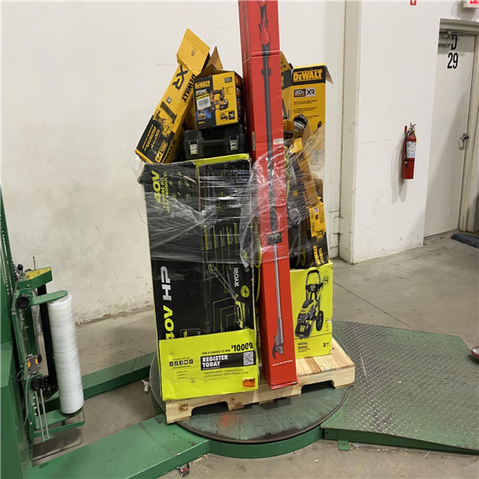 Dallas Location - As-Is Tool Pallet