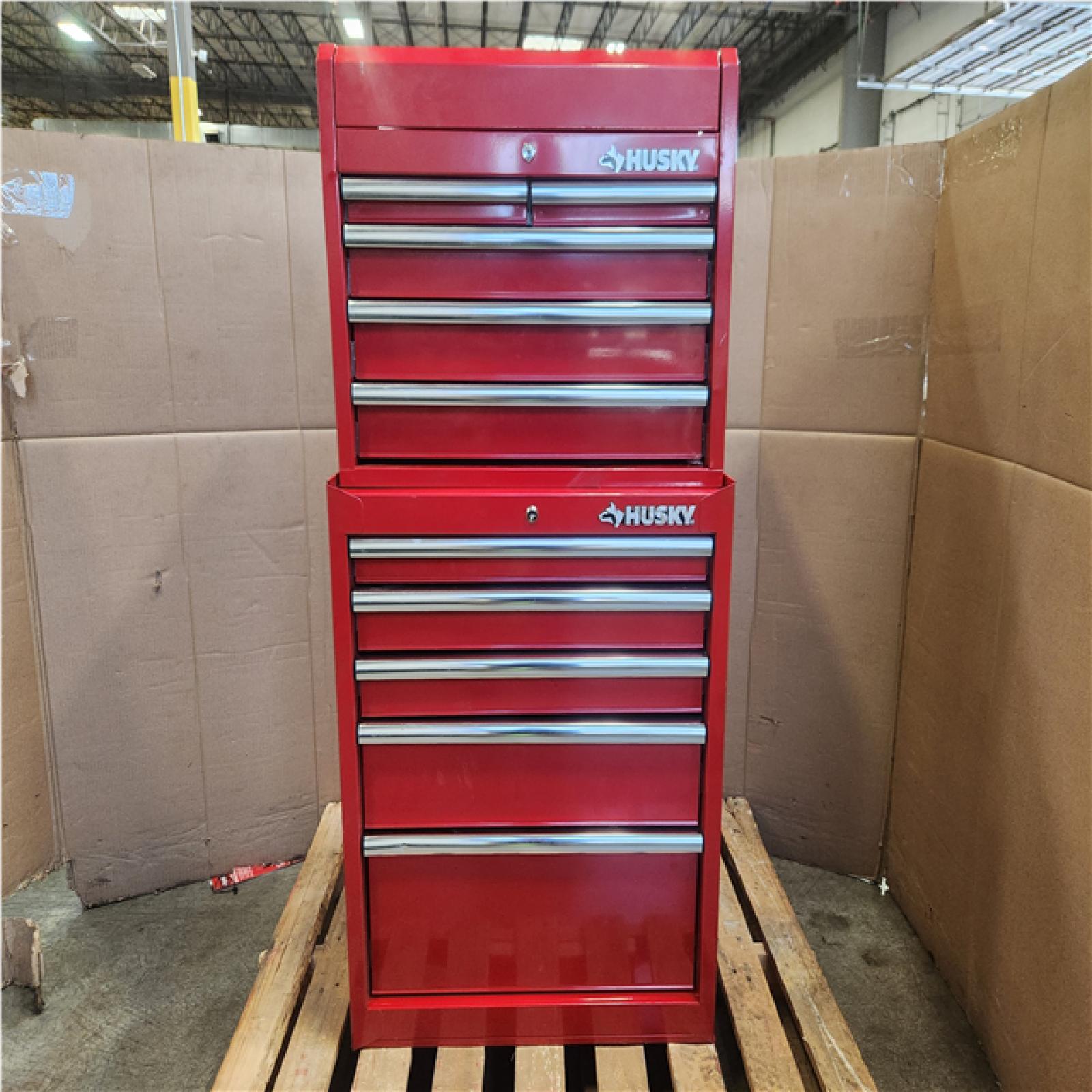 Phoenix LIKE NEW Husky Tool Storage 27 in. W x 18 in. D Standard Duty Red Rolling Tool Chest Combo